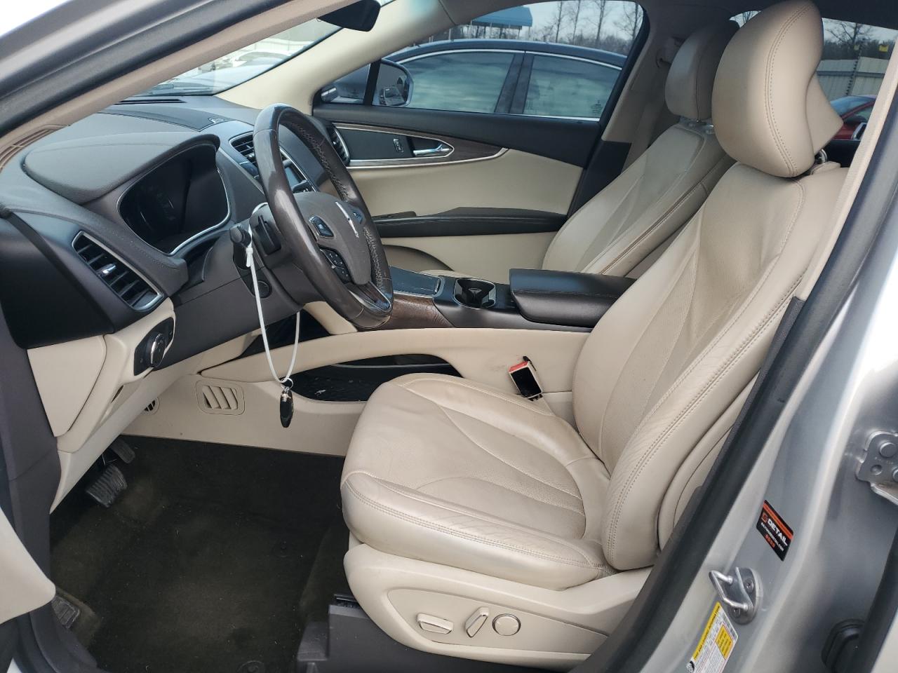 2016 Lincoln MKX VIN 2LMTJ6LR8GBL44160 Copart auction photo, rear end damage thumbnail 7