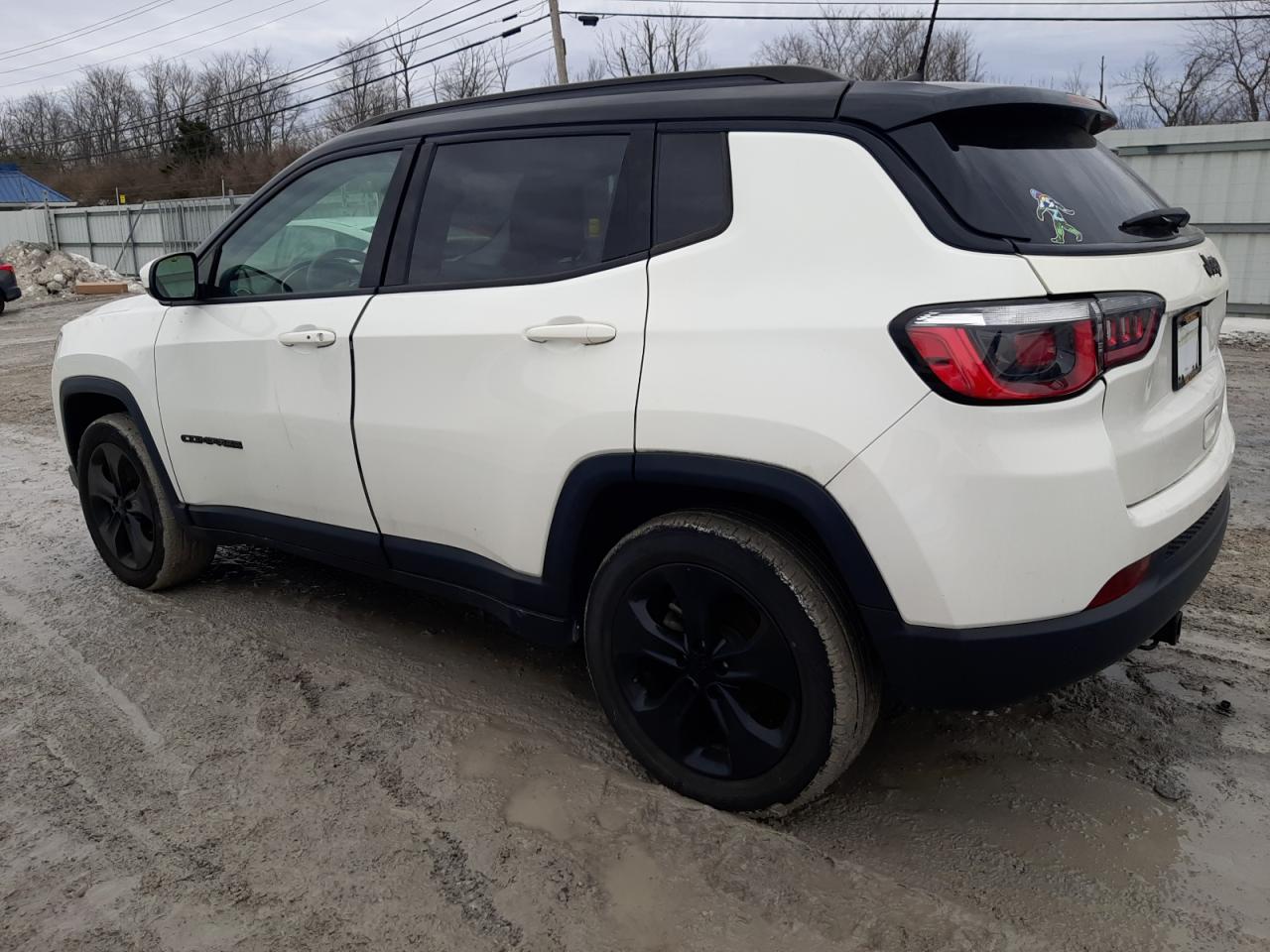 2018 Jeep Compass VIN 3C4NJDBB7JT452945 Copart auction photo, minor dent/scratches damage thumbnail 2