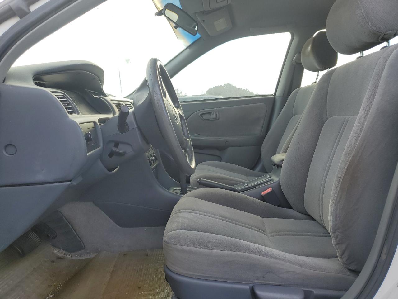 2000 Toyota Camry VIN 4T1BG22K3YU948133 Copart auction photo, front end damage thumbnail 7