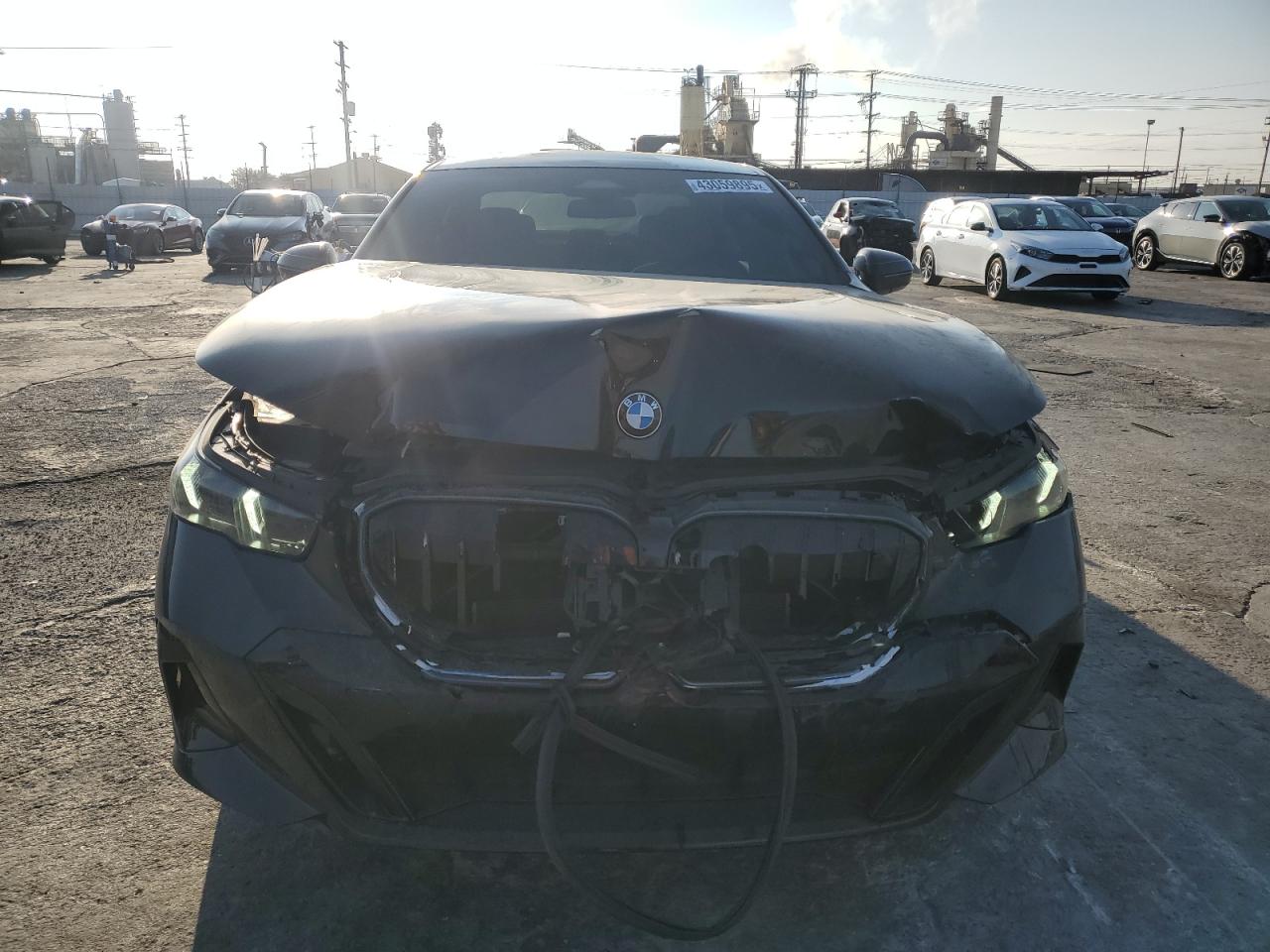 2024 BMW 5er VIN WBA43FJ01RCS09573 Copart auction photo, front end / rear end damage thumbnail 5