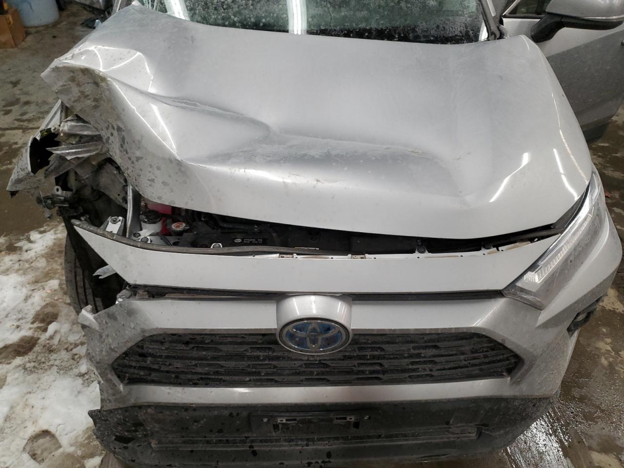 2022 Toyota RAV 4 VIN 2T3B6RFV0NW036997 Copart auction photo, front end damage thumbnail 12