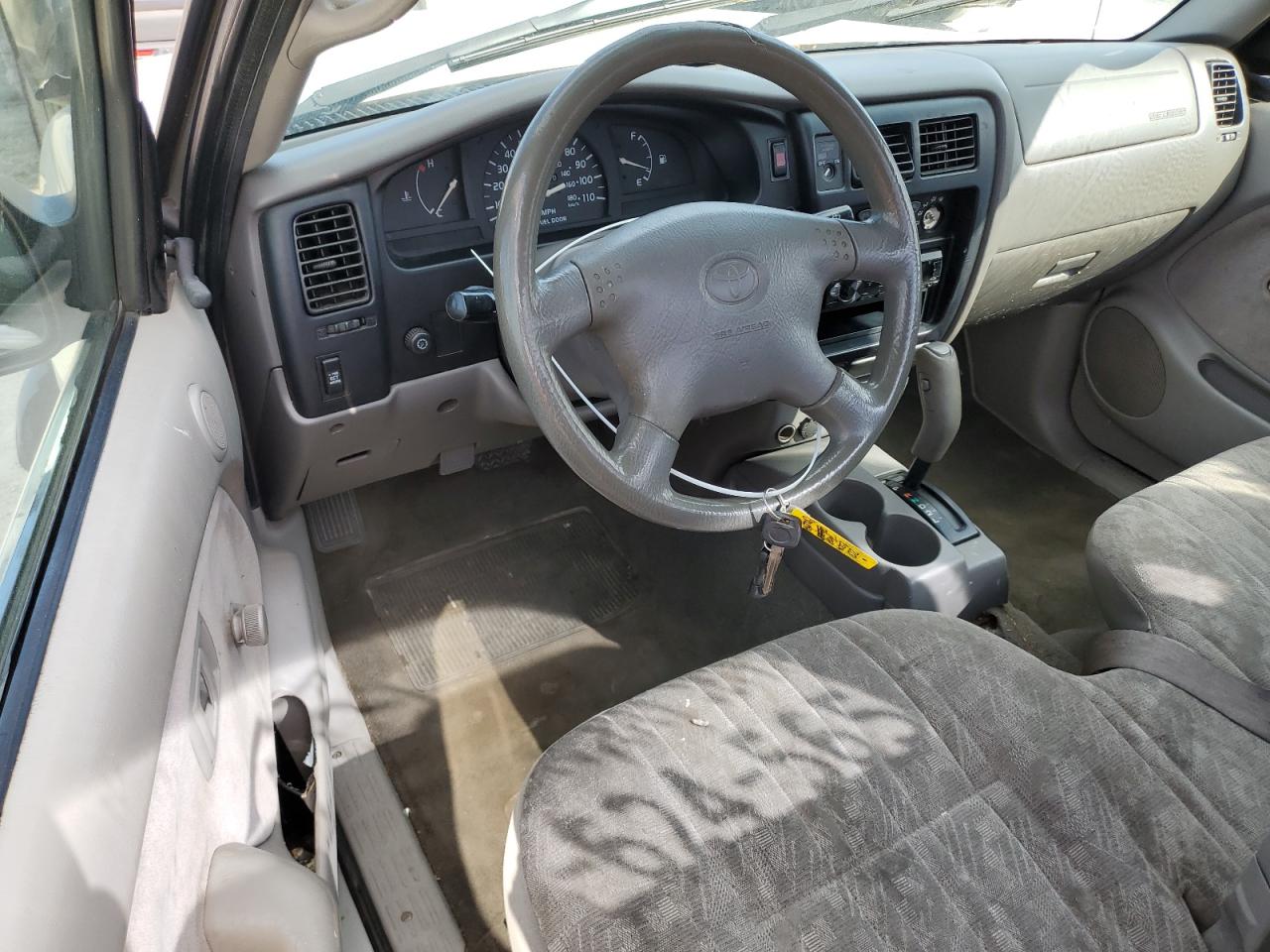 2004 Toyota Tacoma VIN 5TENM92N34Z415679 Copart auction photo, front end damage thumbnail 8