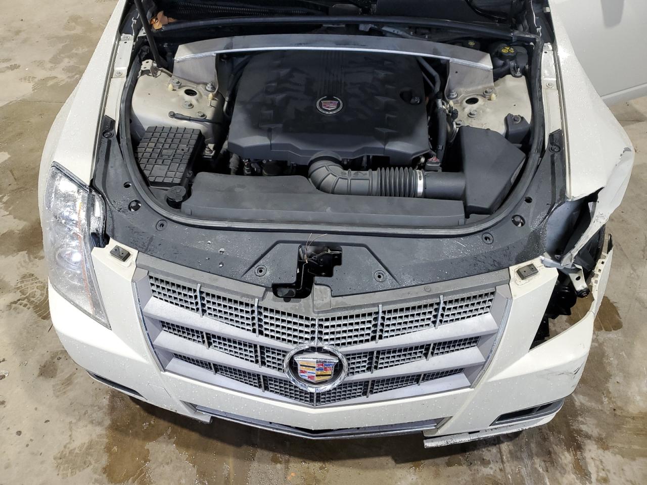 2011 Cadillac CTS VIN 1G6DE5EY6B0103122 Copart auction photo, front end / minor dent/scratches damage thumbnail 13