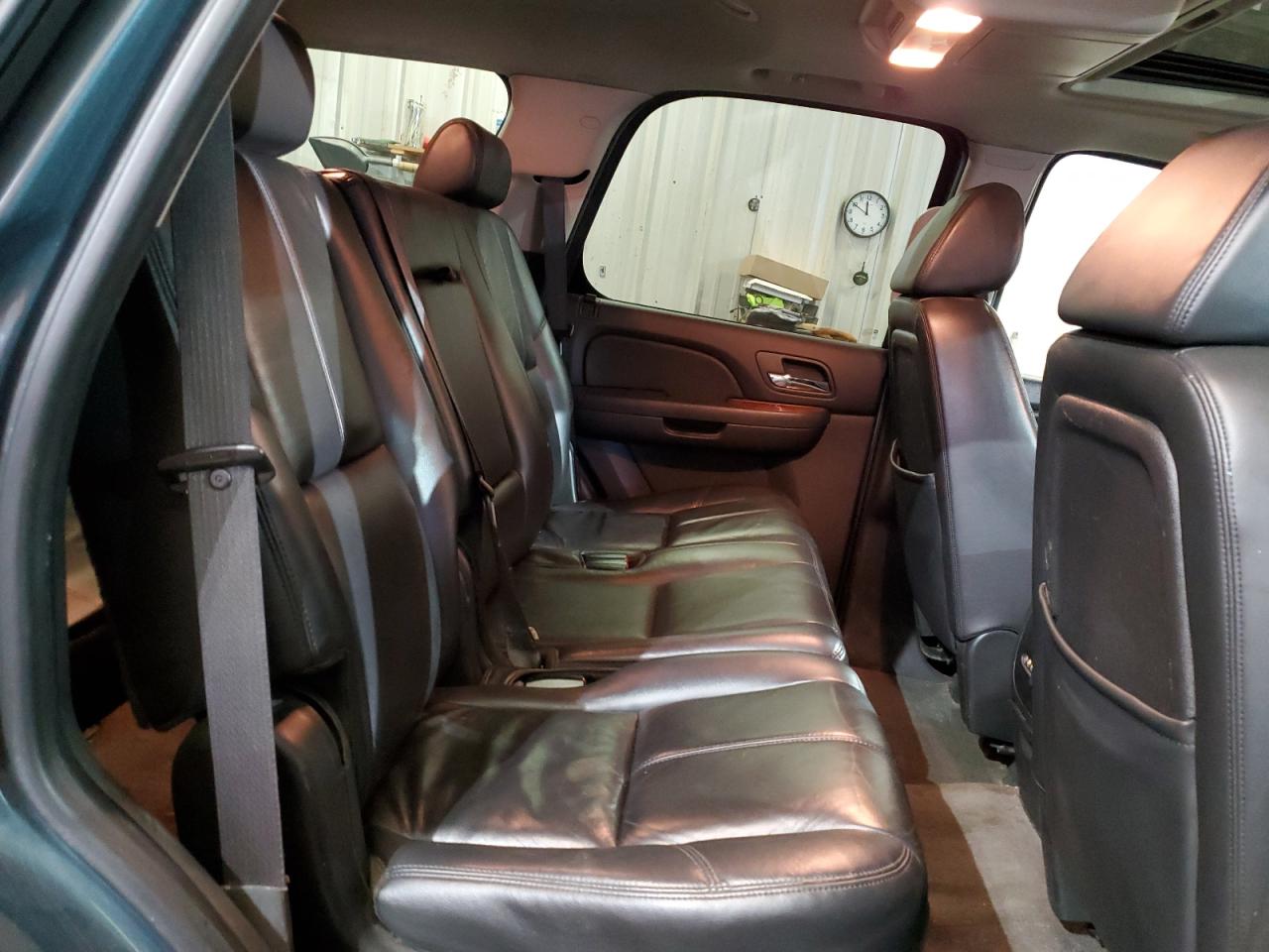 2008 Chevrolet Tahoe VIN 1GNFK130X8R156681 Copart auction photo, front end / minor dent/scratches damage thumbnail 11