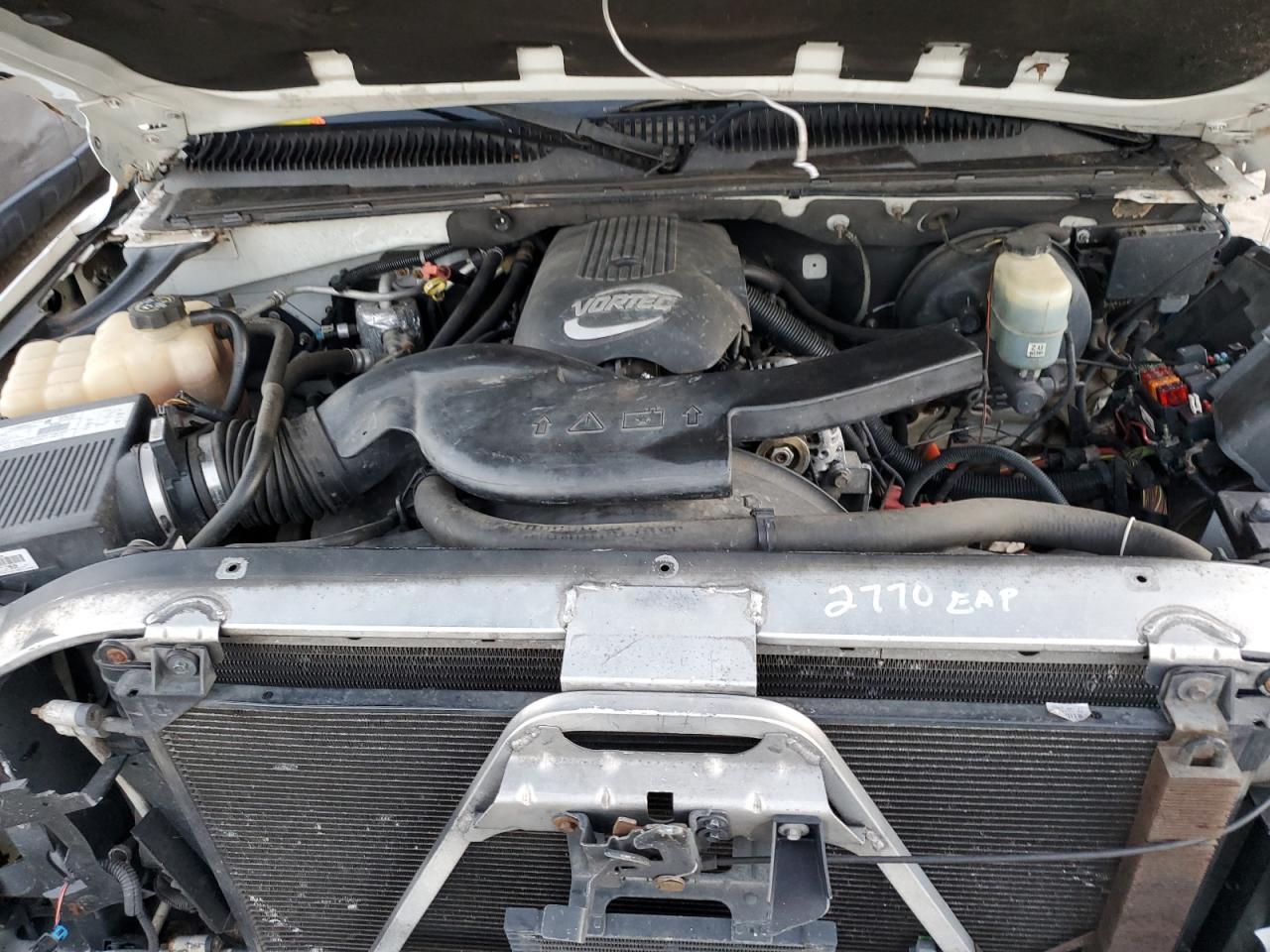 2002 GMC Yukon VIN 3GKEC16ZX2G223562 Copart auction photo, front end damage thumbnail 11