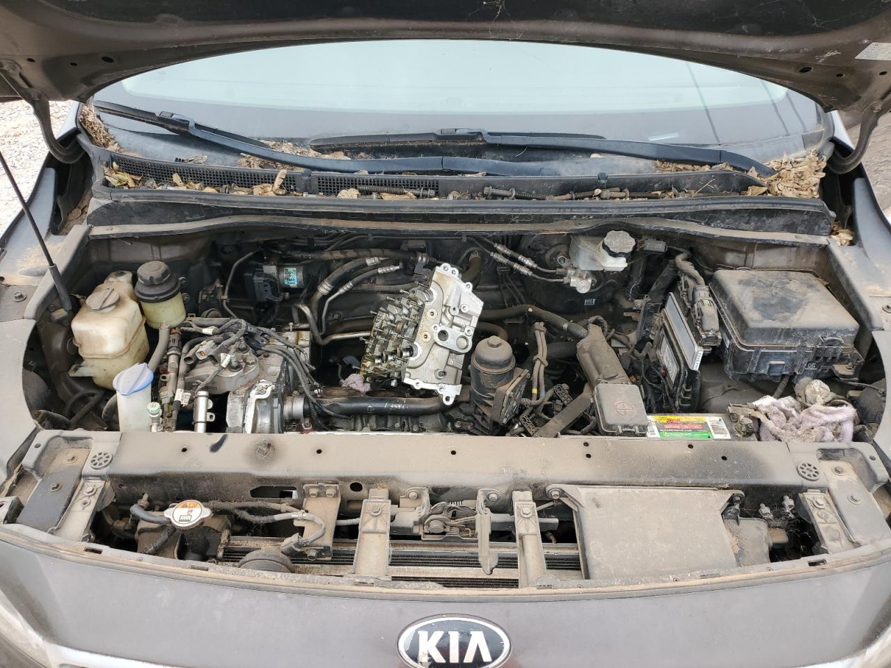 2017 KIA Sedona VIN KNDMB5C15H6225424 Copart auction photo, mechanical / minor dent/scratches damage thumbnail 12