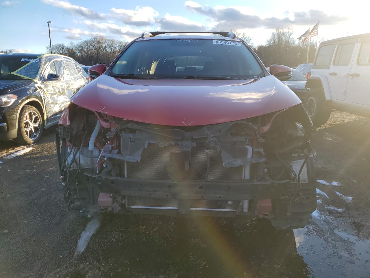 2015 Toyota RAV 4 VIN 2T3RFREV0FW239583 Copart auction photo, front end damage thumbnail 5