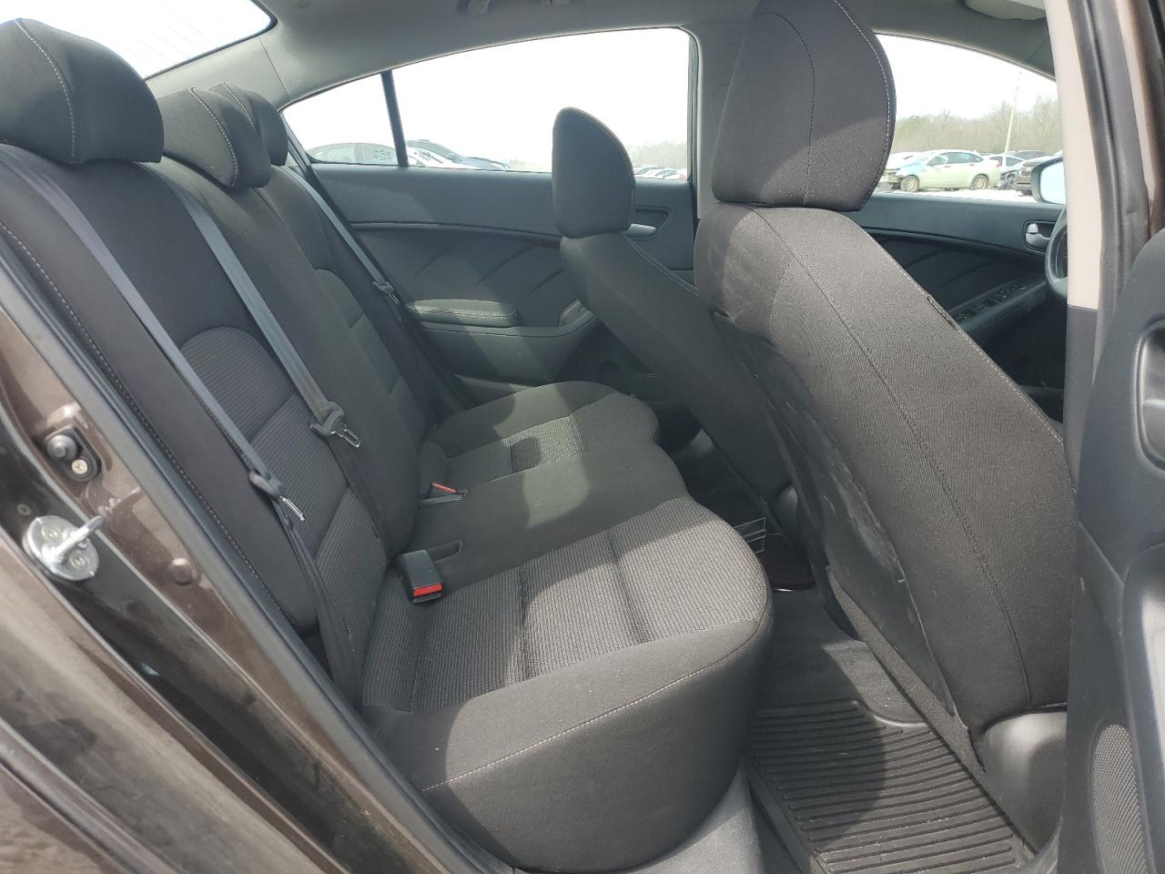 2017 KIA Forte VIN 3KPFK4A75HE077828 Copart auction photo, rear end / minor dent/scratches damage thumbnail 10