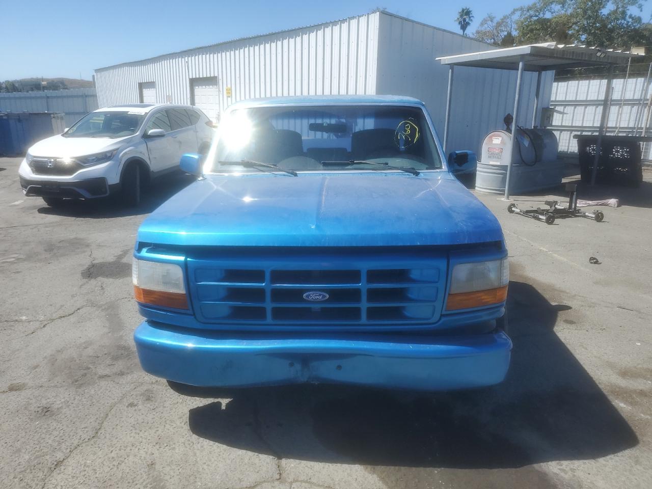 1995 Ford F-150 VIN 1FTDF15Y5SLA13963 Copart auction photo, rear end damage thumbnail 5