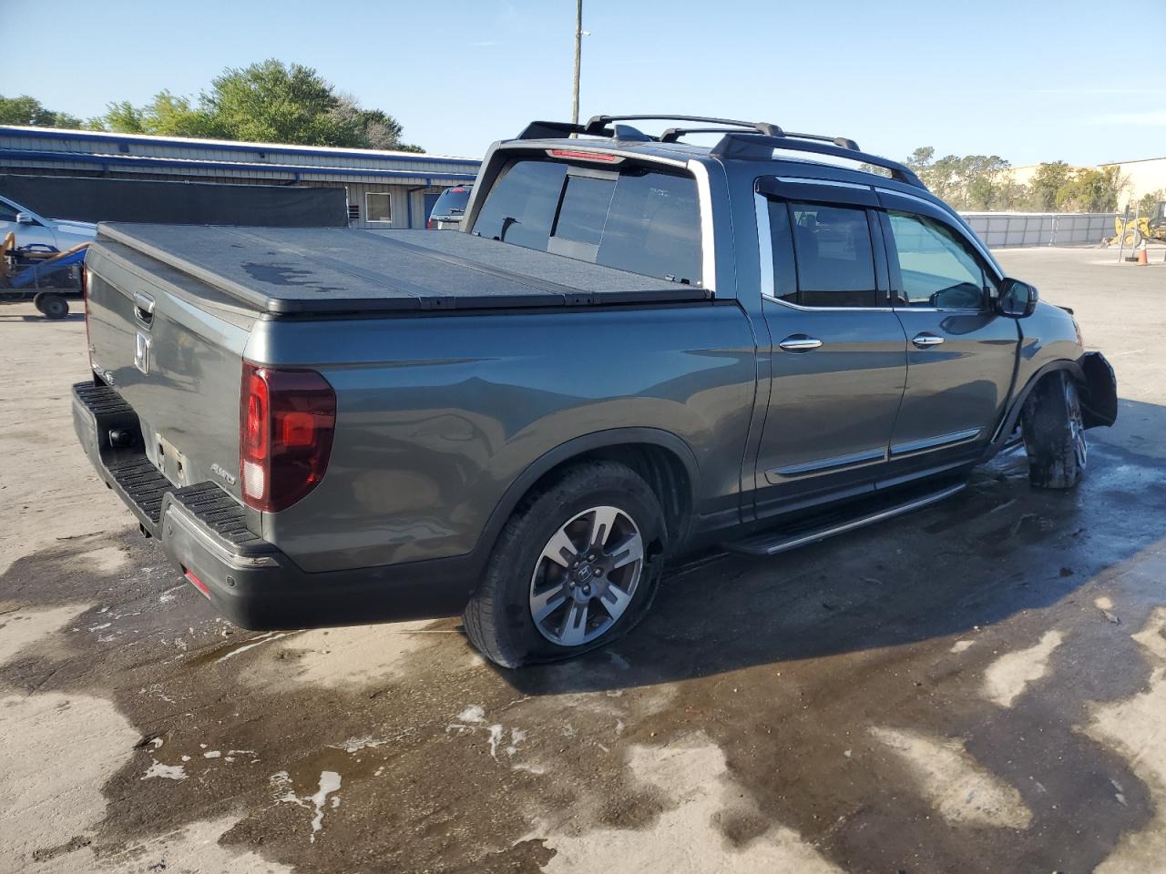 2018 Honda Ridgeline VIN 5FPYK3F74JB009474 Copart auction photo, front end / side damage thumbnail 3