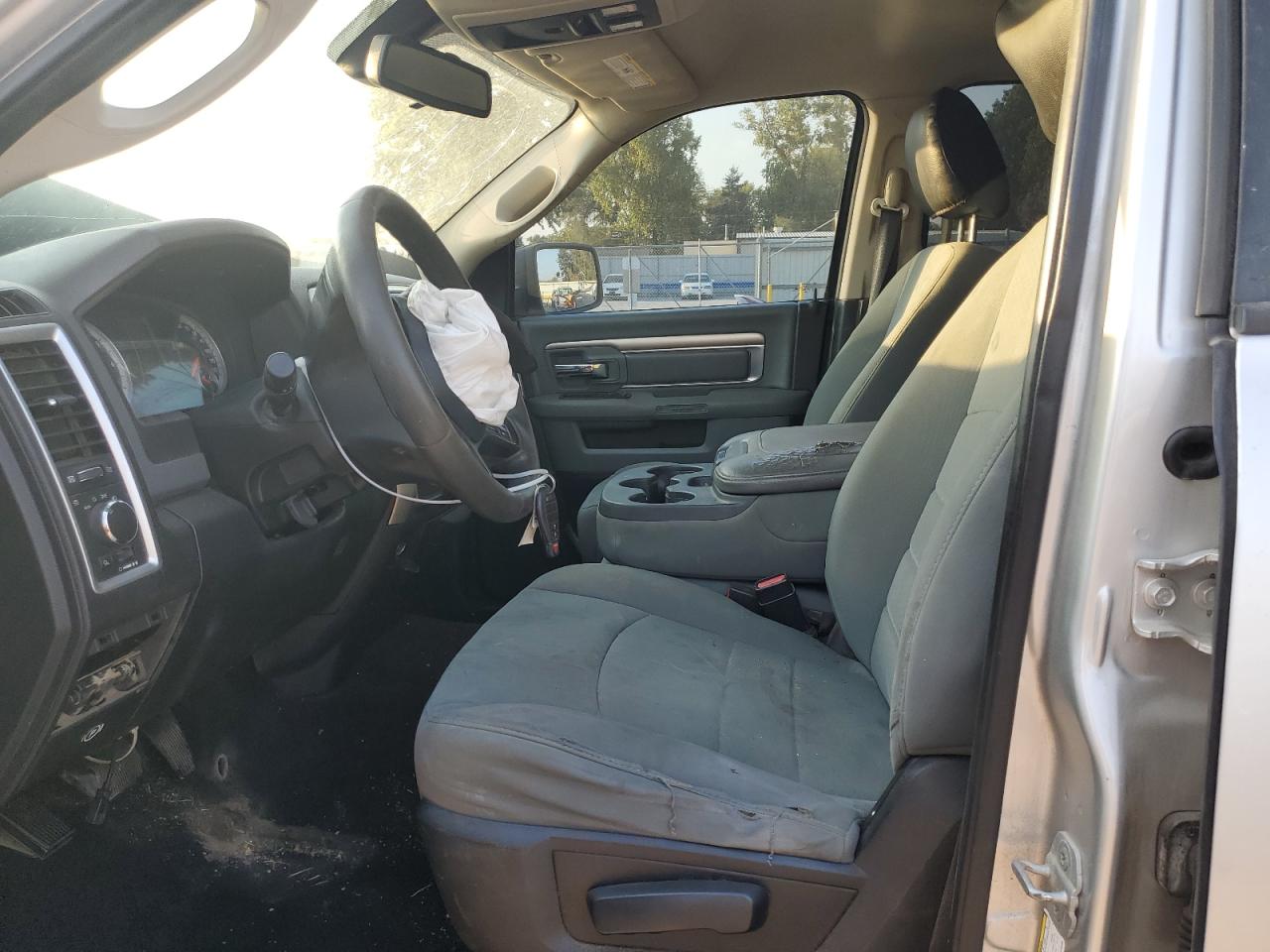 2013 RAM 2500 VIN 3C6TR5DT3DG529486 Copart auction photo, front end / all over damage thumbnail 7