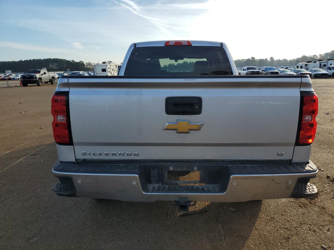 2017 Chevrolet Silverado VIN 3GCUKREC4HG241022 Copart auction photo, front end / minor dent/scratches damage thumbnail 6