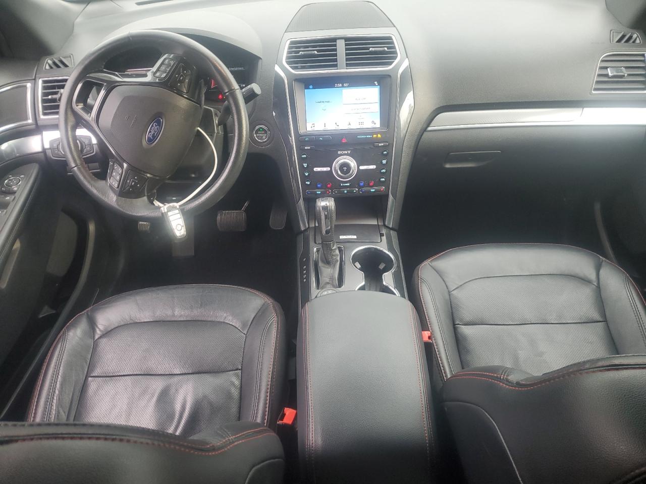 2019 Ford Explorer VIN 1FM5K8GT3KGB51905 Copart auction photo, side damage thumbnail 8