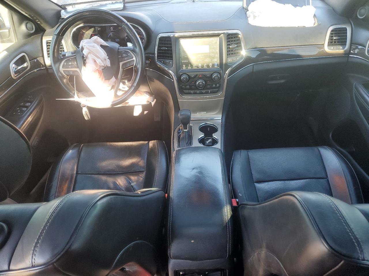 2017 Jeep Grand Cherokee VIN 1C4RJFCT7HC684746 Copart auction photo, front end / minor dent/scratches damage thumbnail 8
