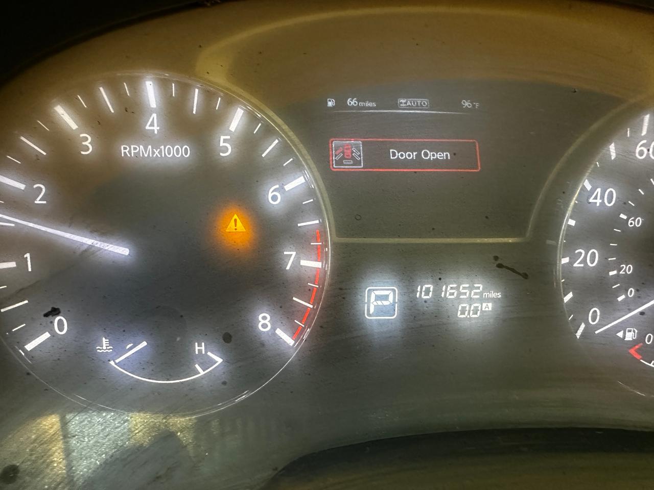 2014 Nissan Pathfinder VIN 5N1AR2MM1EC633482 Copart auction photo, burn - interior damage thumbnail 9