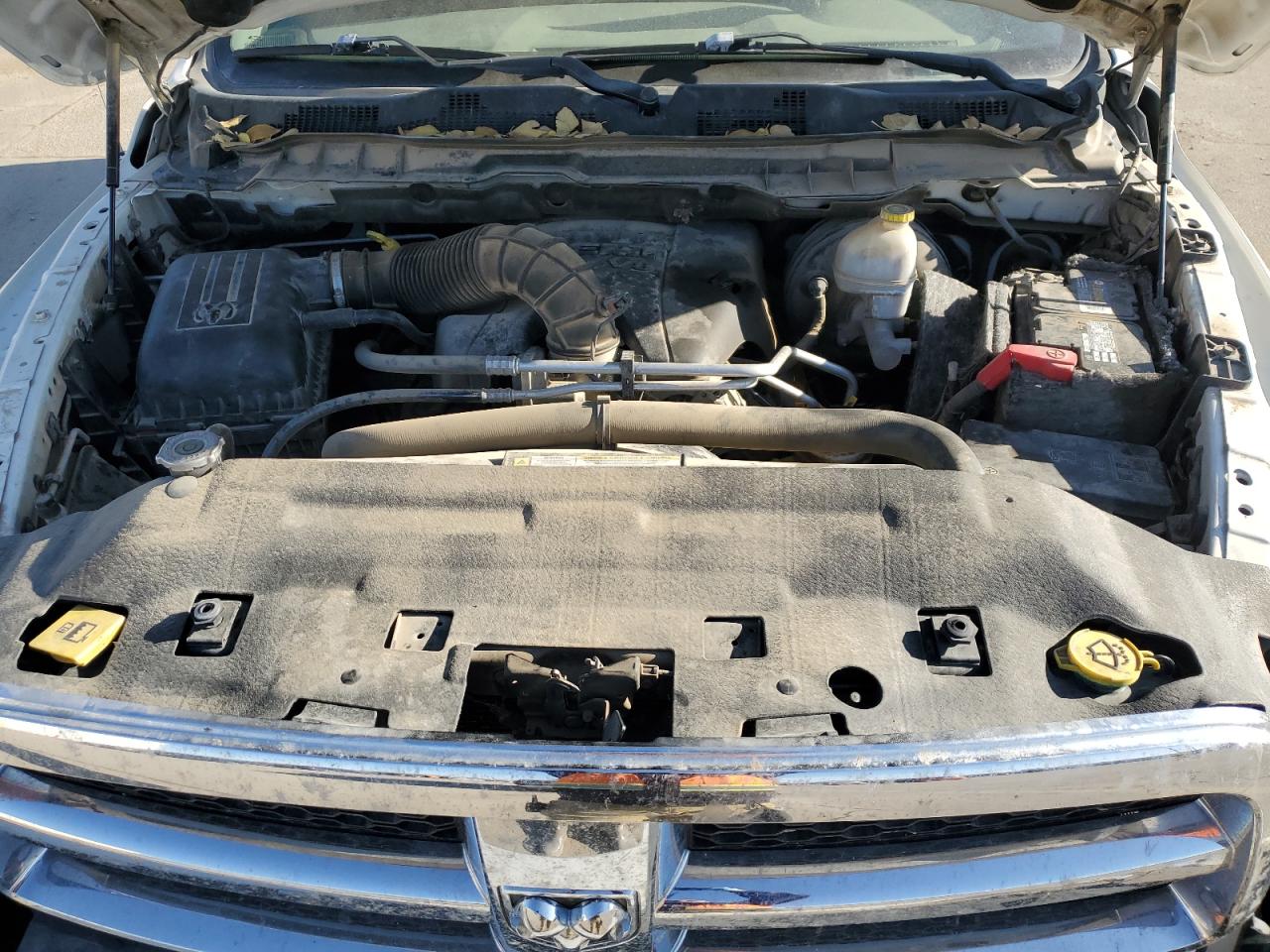 2009 Dodge RAM VIN 1D3HV18TX9S743363 Copart auction photo, front end / frame damage damage thumbnail 12