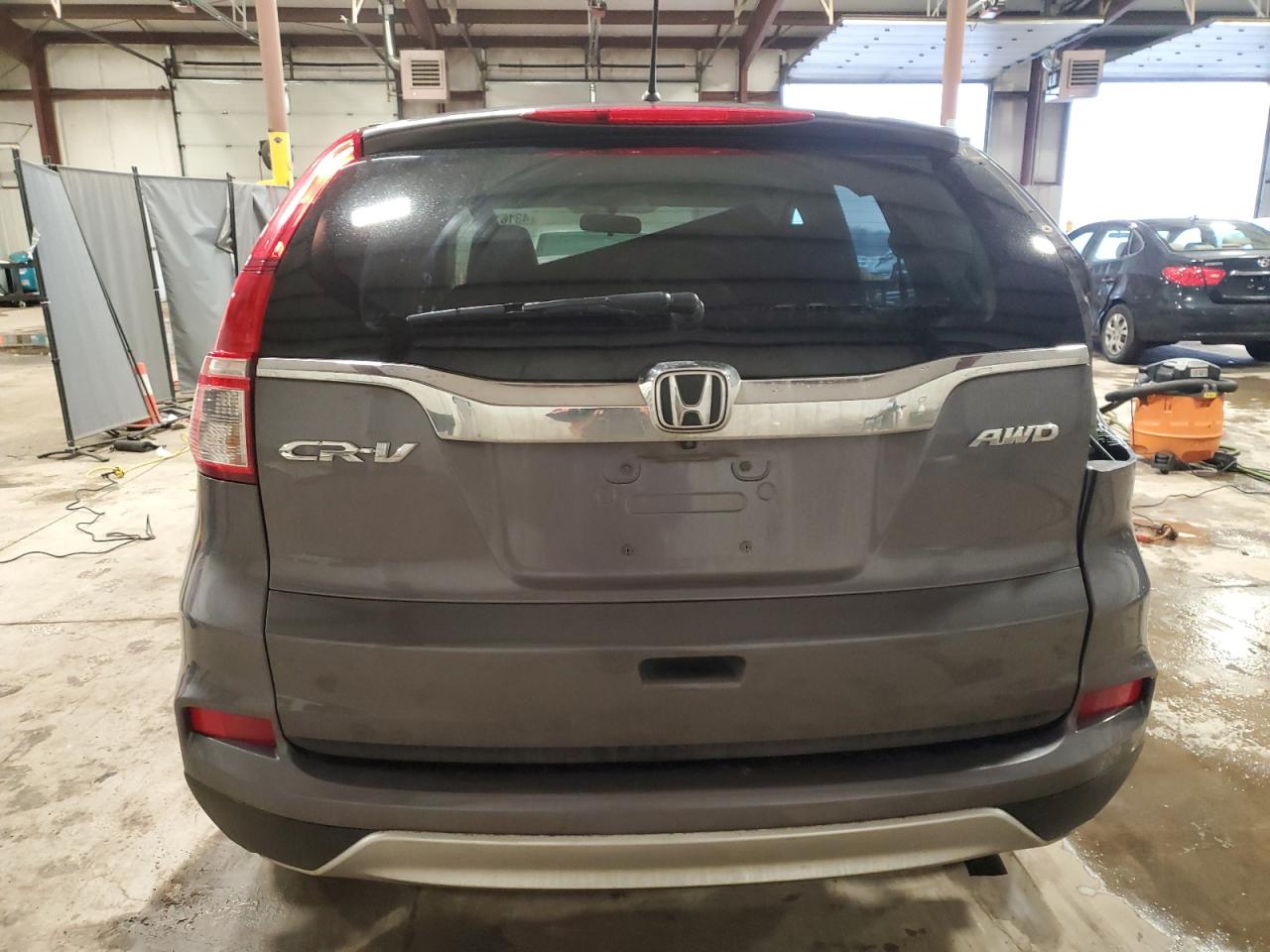 2015 Honda CR-V VIN 2HKRM4H57FH705988 Copart auction photo, side damage thumbnail 6