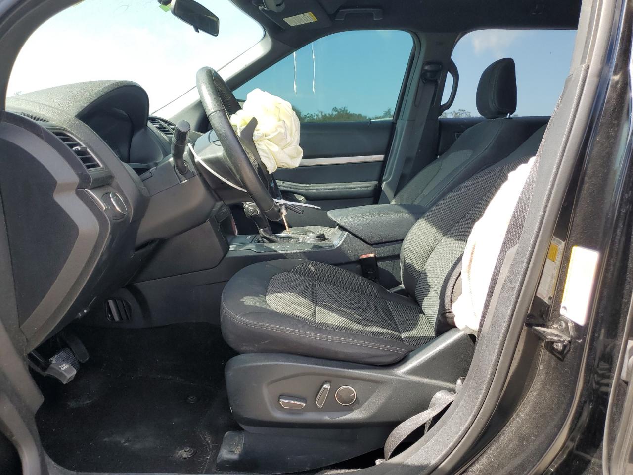 2018 Ford Explorer VIN 1FM5K8D83JGC38315 Copart auction photo, front end / side damage thumbnail 7