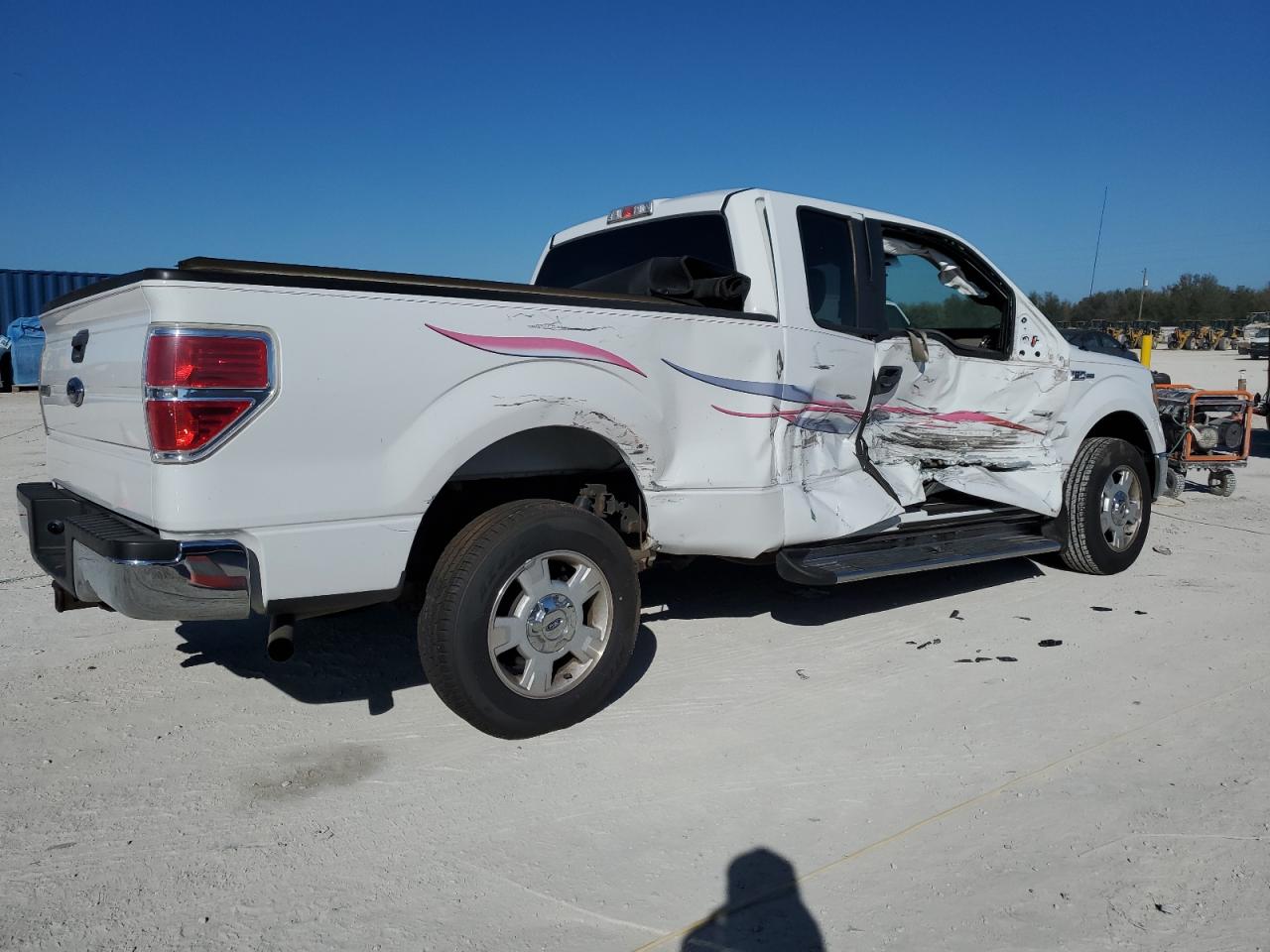 2009 Ford F-150 VIN 1FTRX12839FA62367 Copart auction photo, side / undercarriage damage thumbnail 3