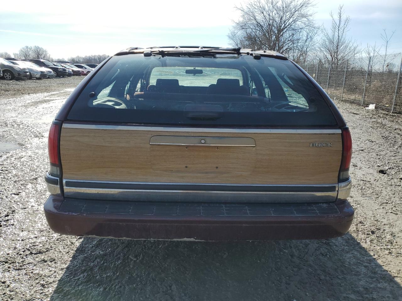 1992 Buick Roadmaster VIN 1G4BR8370NW409721 Copart auction photo, side / minor dent/scratches damage thumbnail 6