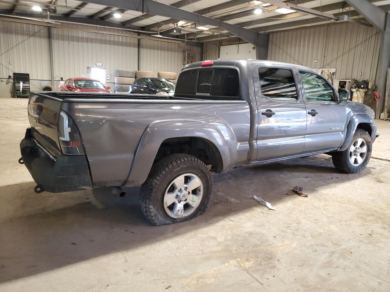 2010 Toyota Tacoma VIN 5TEMU4FN8AZ682997 Copart auction photo, all over damage thumbnail 3