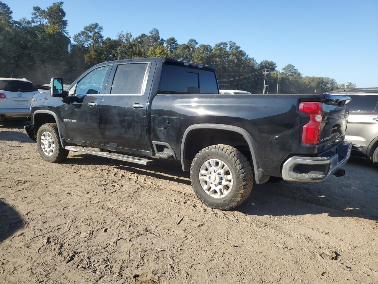 2024 Chevrolet Silverado VIN 1GC4YPEY8RF214052 Copart auction photo, front end damage thumbnail 2