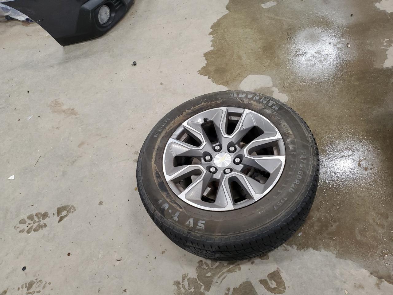 2020 Chevrolet Silverado VIN 1GCUYDED9LZ143252 Copart auction photo, side damage thumbnail 12