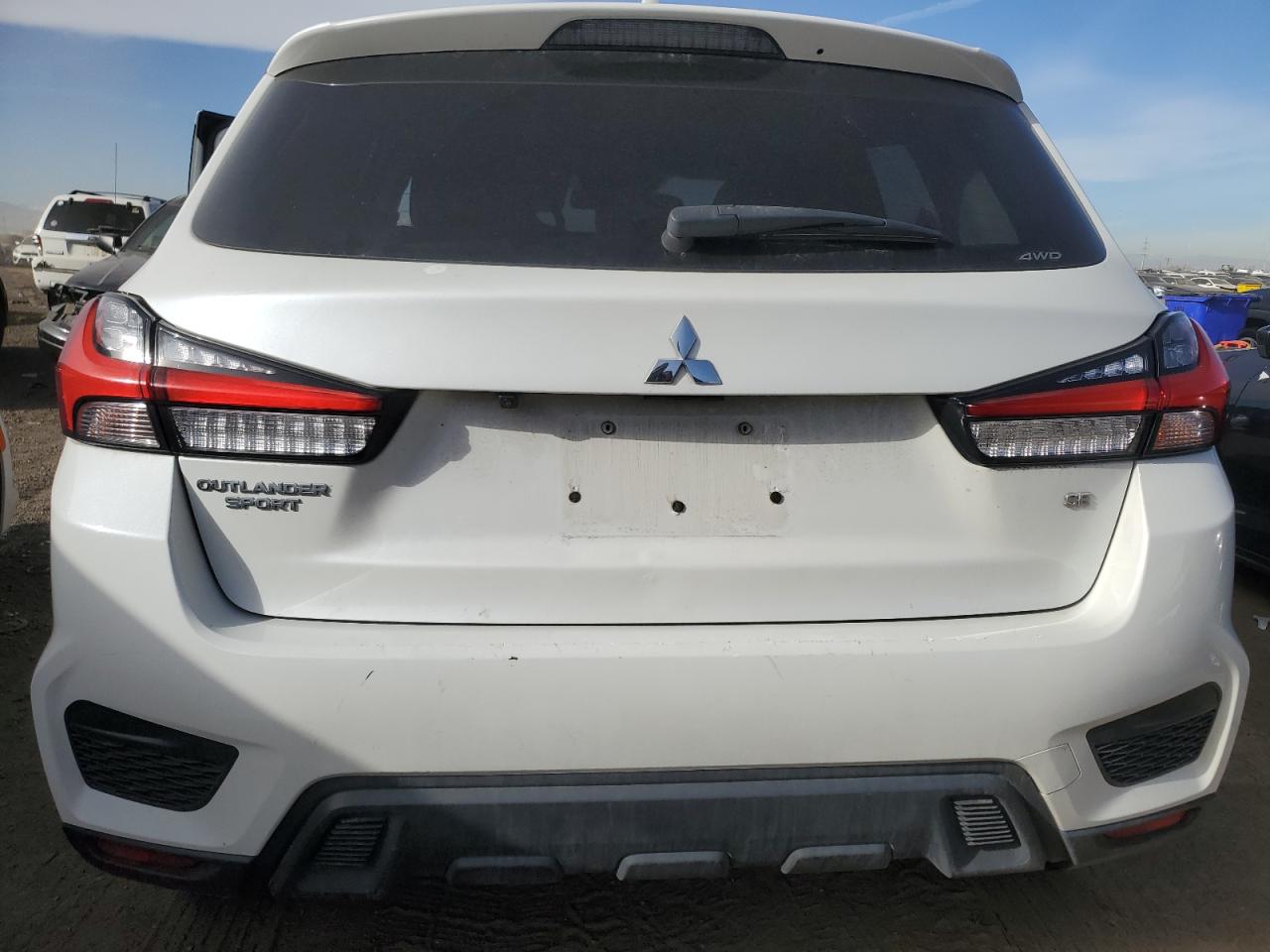2021 Mitsubishi Outlander VIN JA4ARUAU1MU022634 Copart auction photo, side / front end damage thumbnail 6