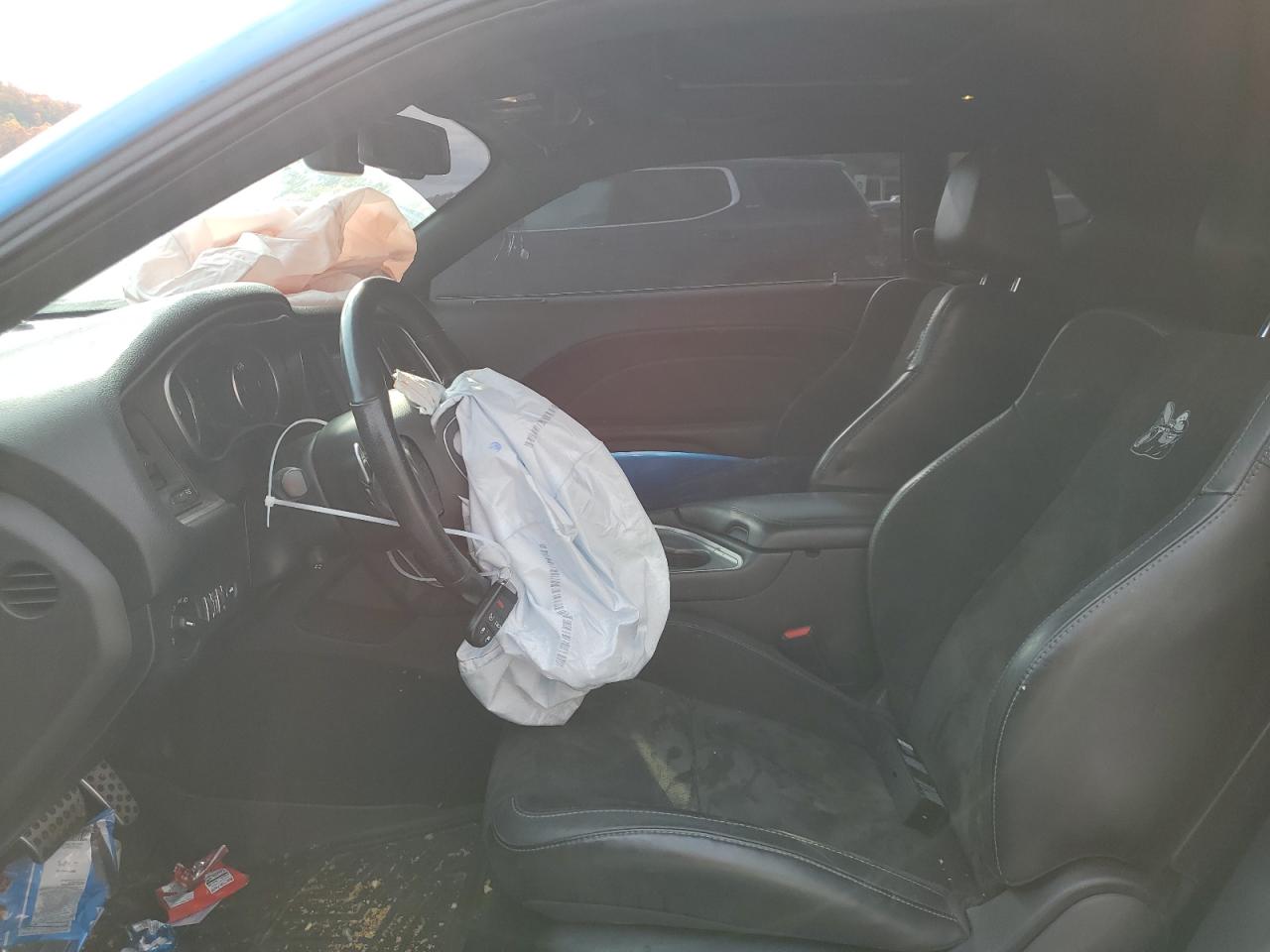 2019 Dodge Challenger VIN 2C3CDZFJ0KH649516 Copart auction photo, front end / side damage thumbnail 7