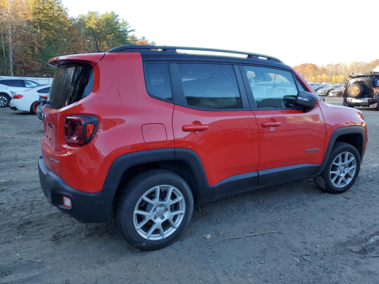 2021 Jeep Renegade VIN ZACNJDD17MPM54871 Copart auction photo, vandalism / minor dent/scratches damage thumbnail 3