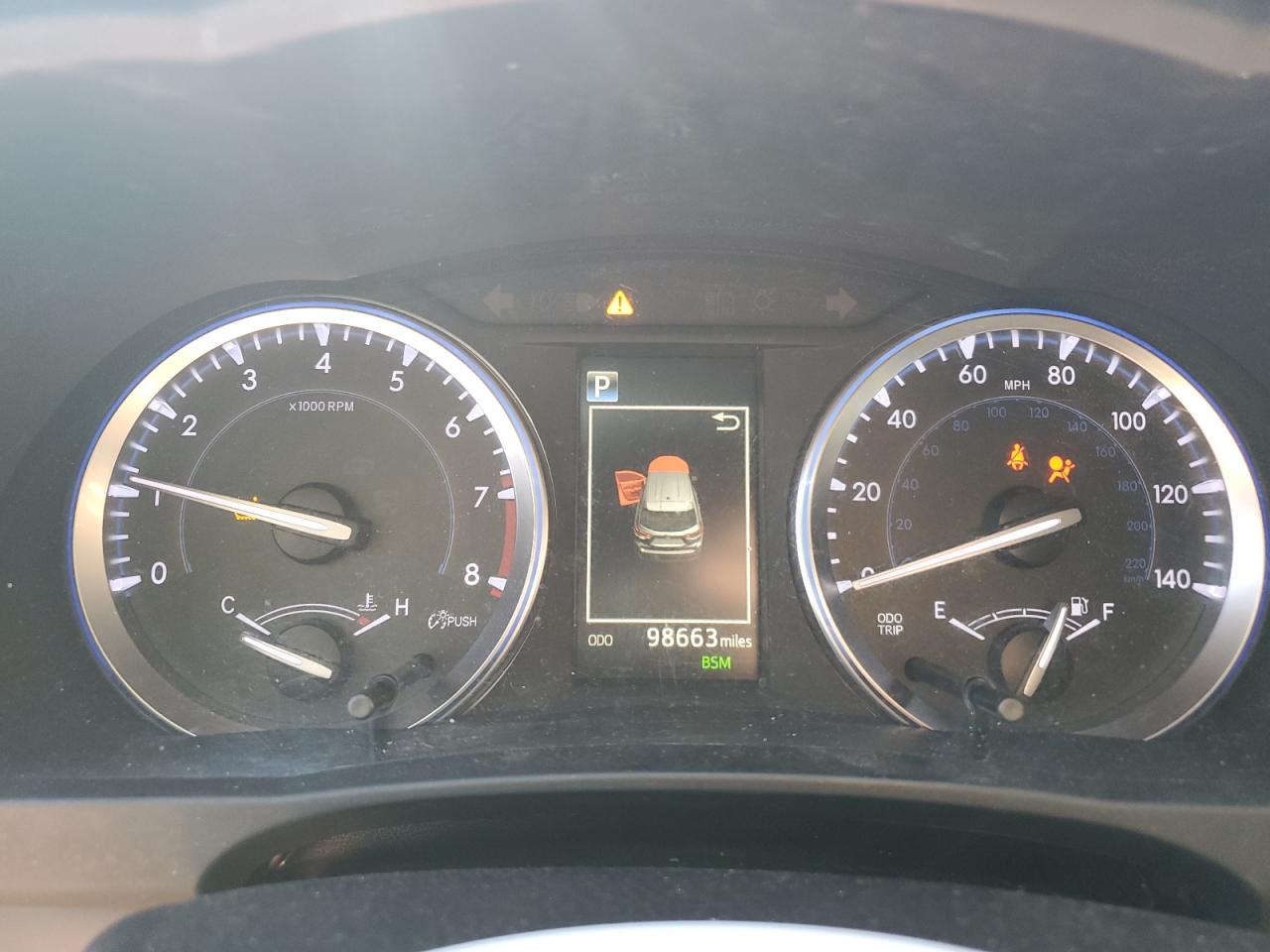 2018 Toyota Highlander VIN 5TDJZRFH9JS885311 Copart auction photo, front end / side damage thumbnail 9