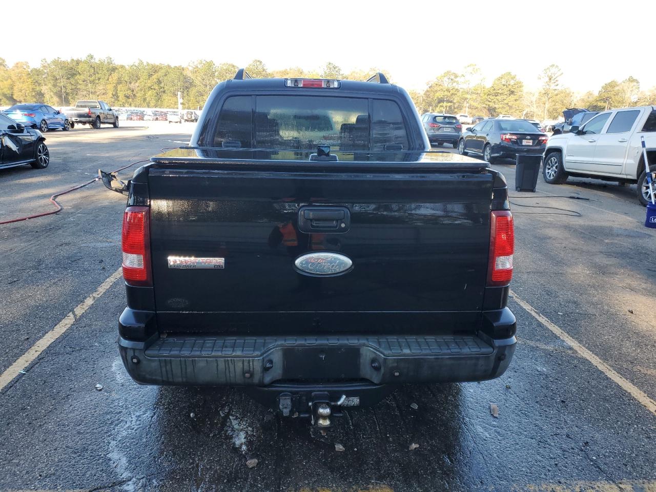 2008 Ford Explorer VIN 1FMEU31E18UA44899 Copart auction photo, front end damage thumbnail 6