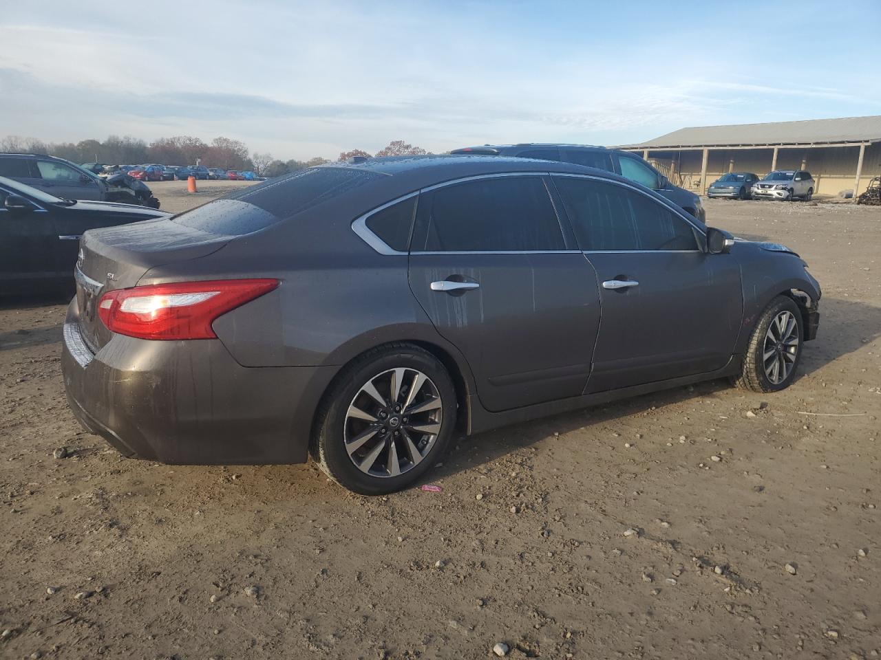 2016 Nissan Altima VIN 1N4AL3APXGC283787 Copart auction photo, front end / minor dent/scratches damage thumbnail 3