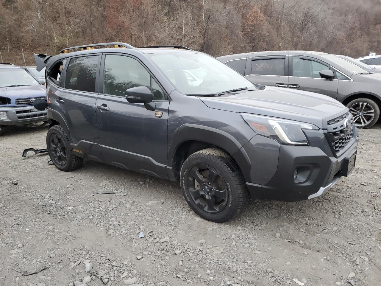 2024 Subaru Forester VIN JF2SKAJC5RH427000 Copart auction photo, rear end / minor dent/scratches damage thumbnail 4