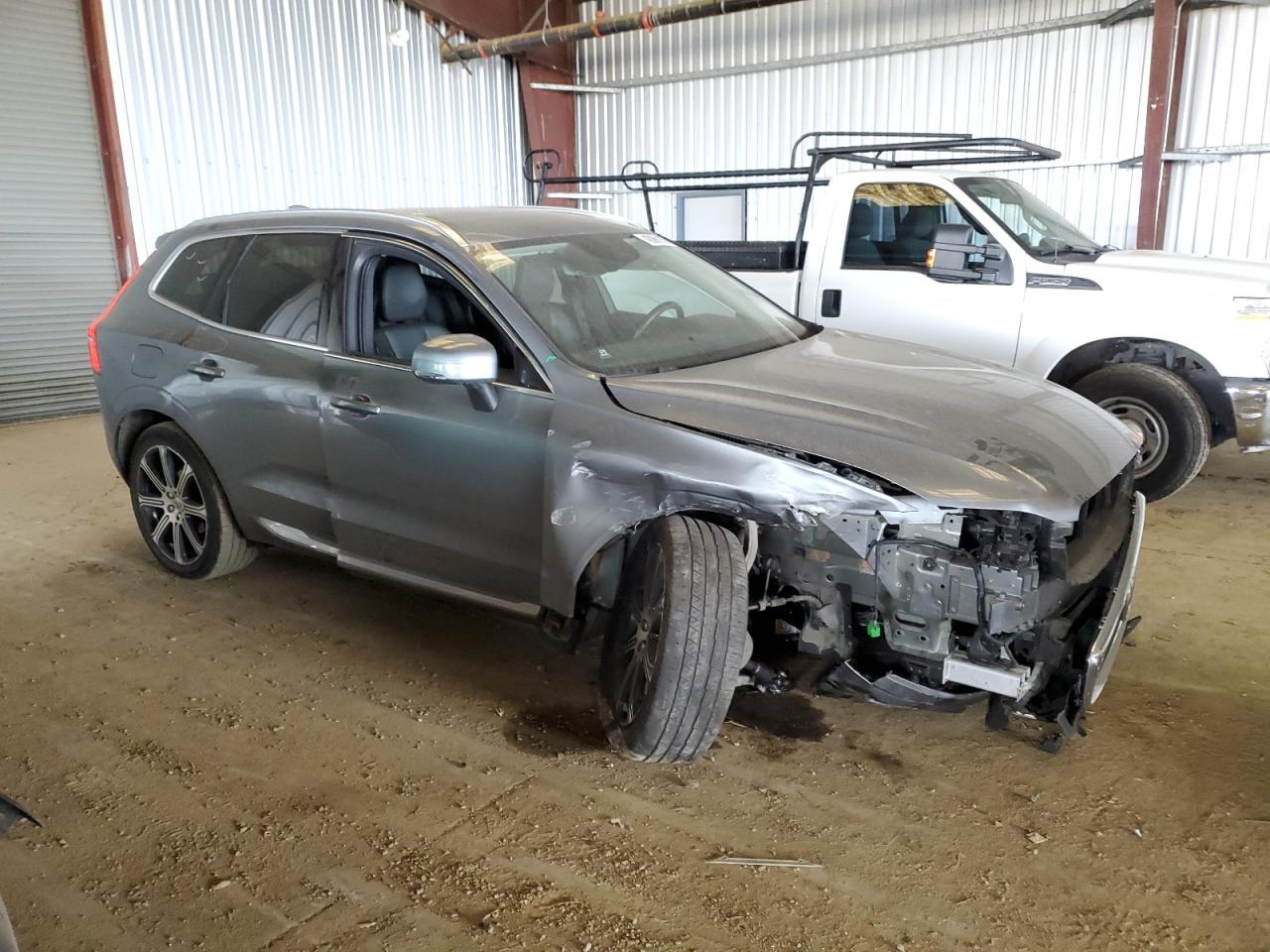 2019 Volvo XC60 VIN LYV102RL3KB327348 Copart auction photo, undercarriage / front end damage thumbnail 4