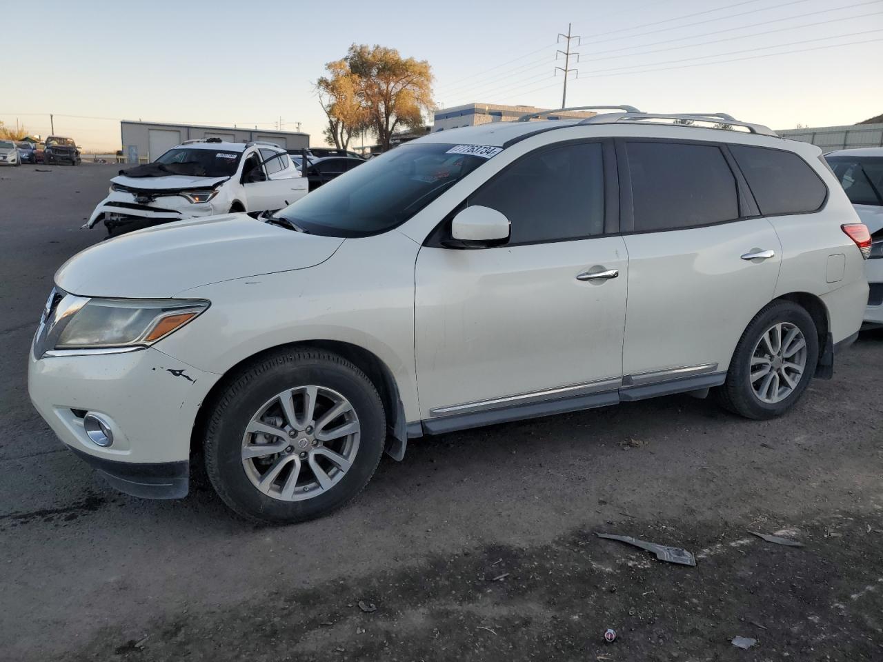 2015 Nissan Pathfinder VIN 5N1AR2MM4FC713909