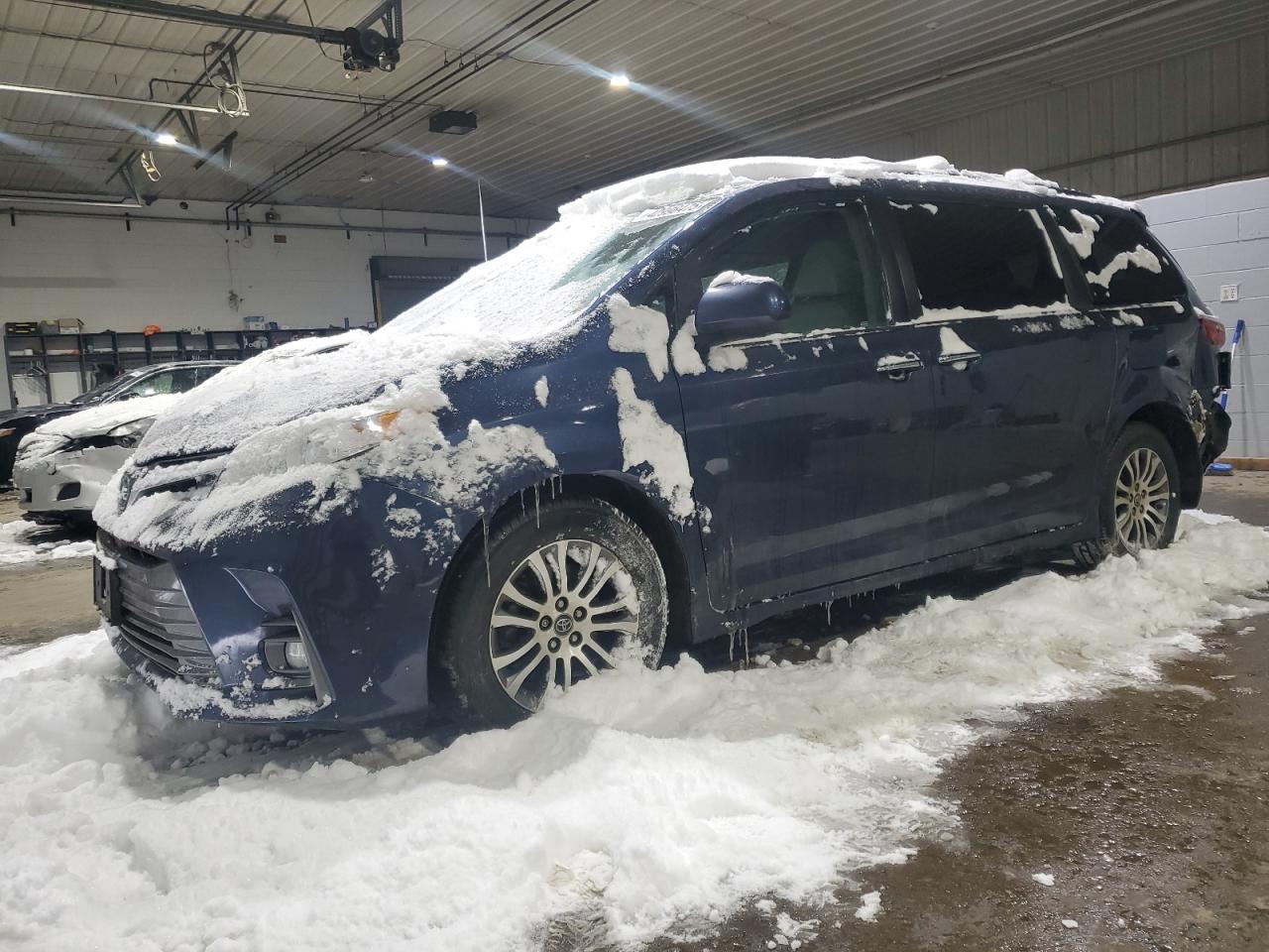 2018 Toyota Sienna VIN 5TDYZ3DC3JS943626