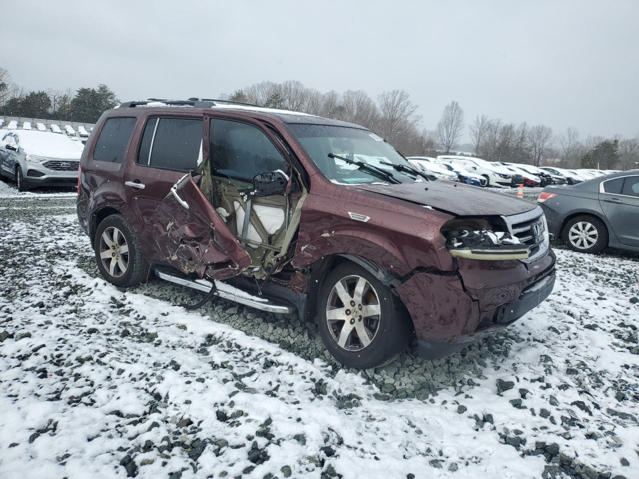 2013 Honda Pilot VIN 5FNYF3H5XDB012957 Copart auction photo, side / front end damage thumbnail 4