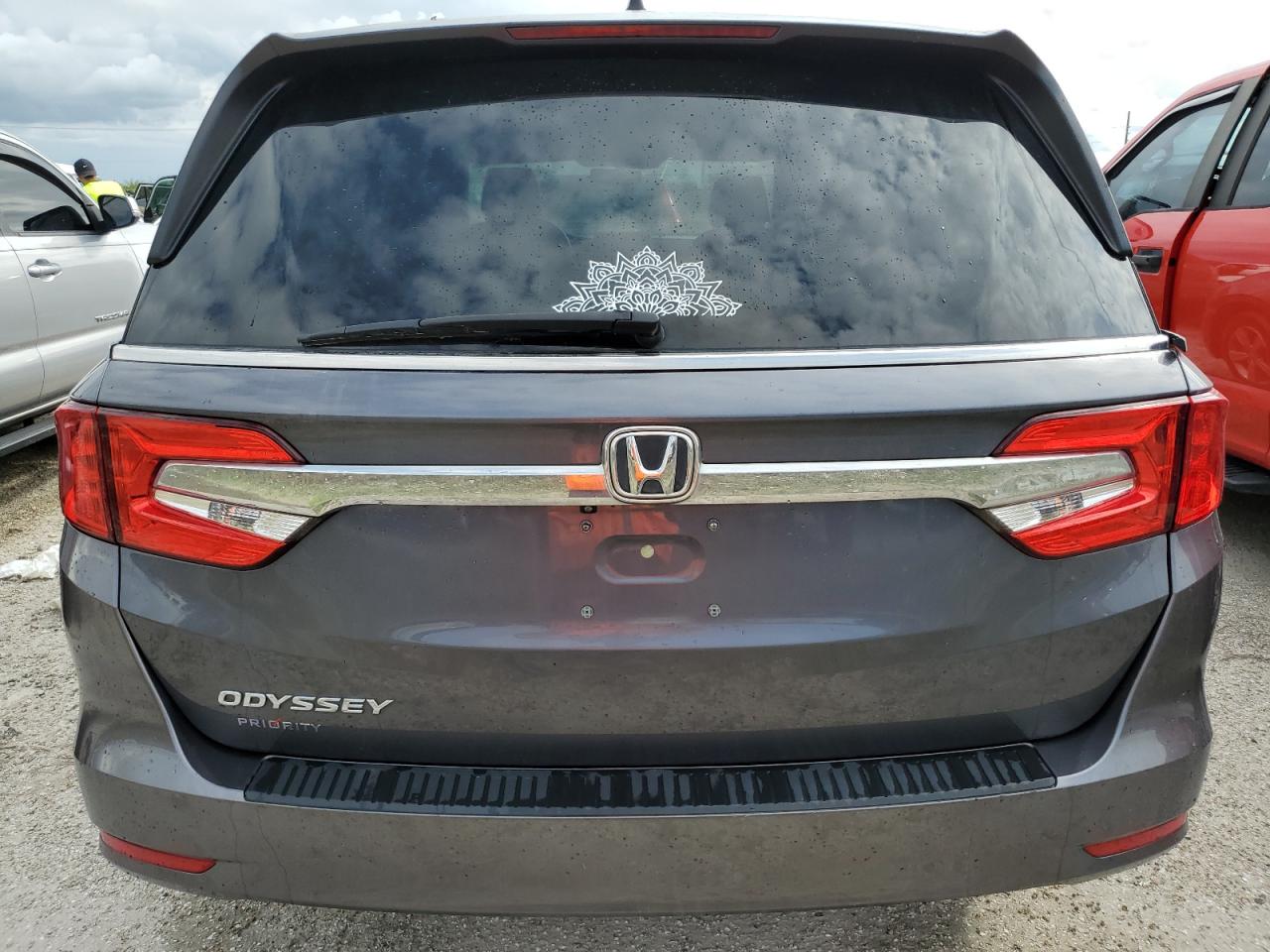 2019 Honda Odyssey VIN 5FNRL6H7XKB082424 Copart auction photo, water/flood damage thumbnail 6