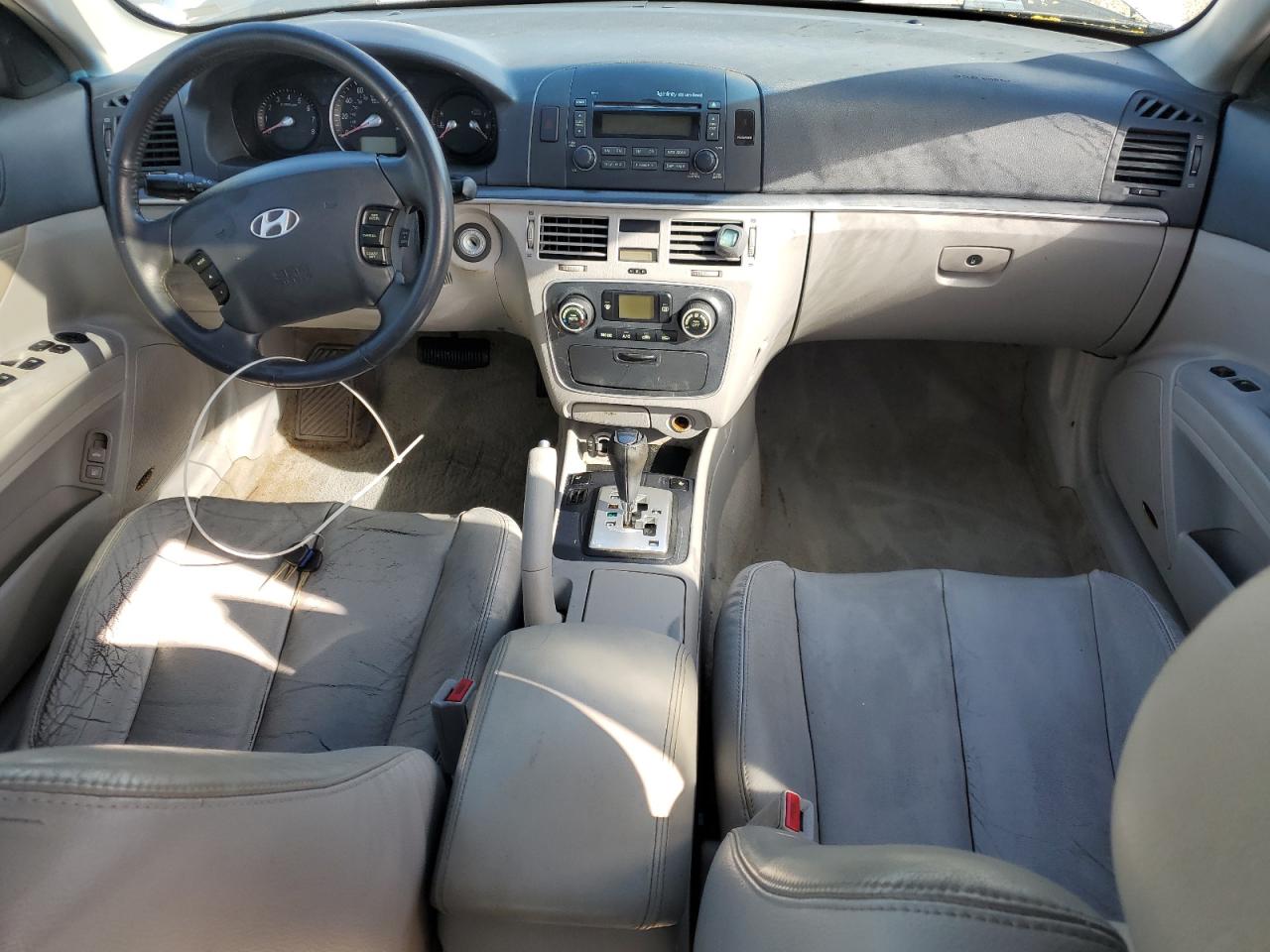 2008 Hyundai Sonata VIN 5NPEU46F78H300033 Copart auction photo, water/flood damage thumbnail 8