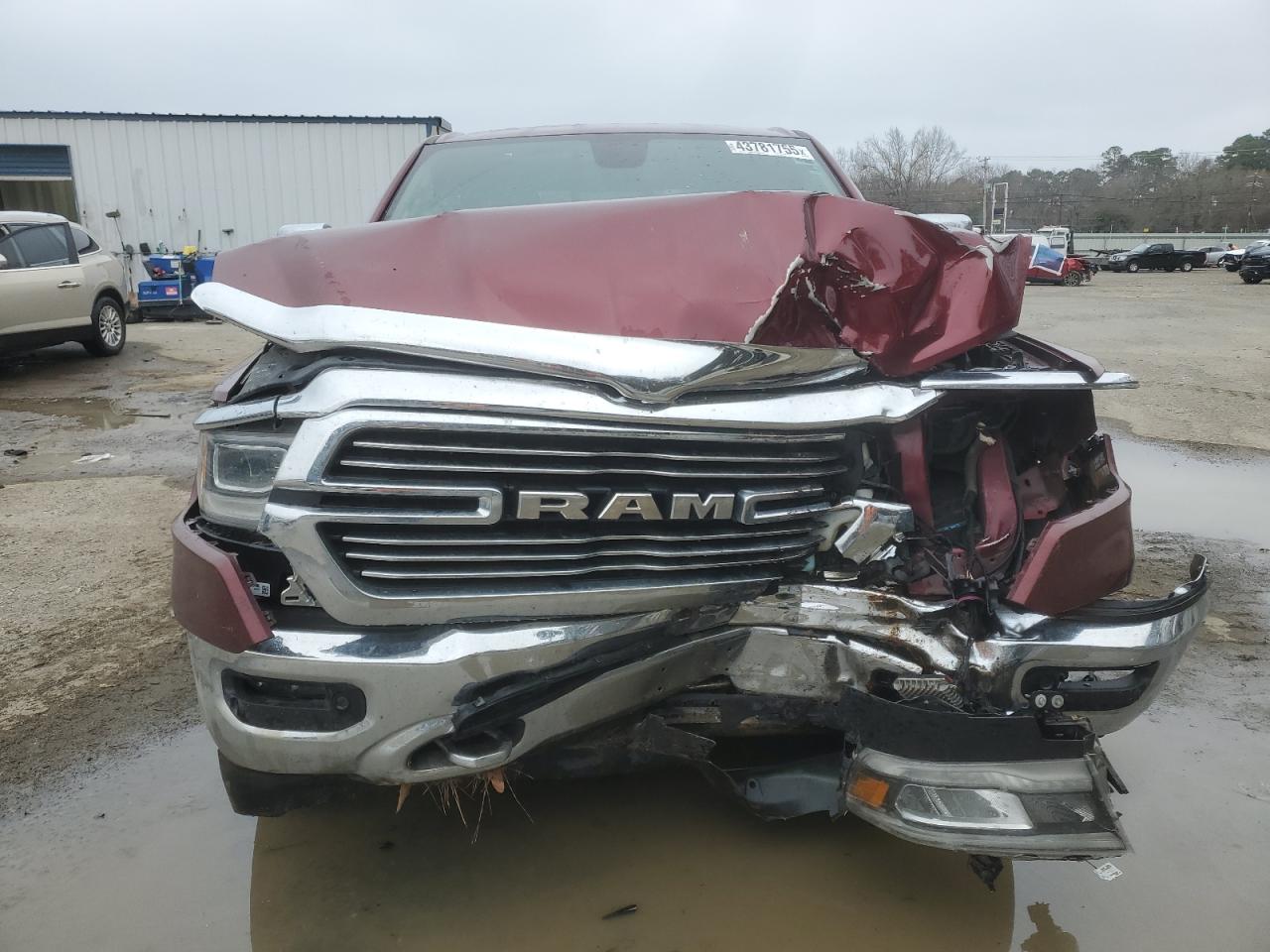 2019 RAM 1500 VIN 1C6SRFJT1KN787127 Copart auction photo, front end / minor dent/scratches damage thumbnail 5