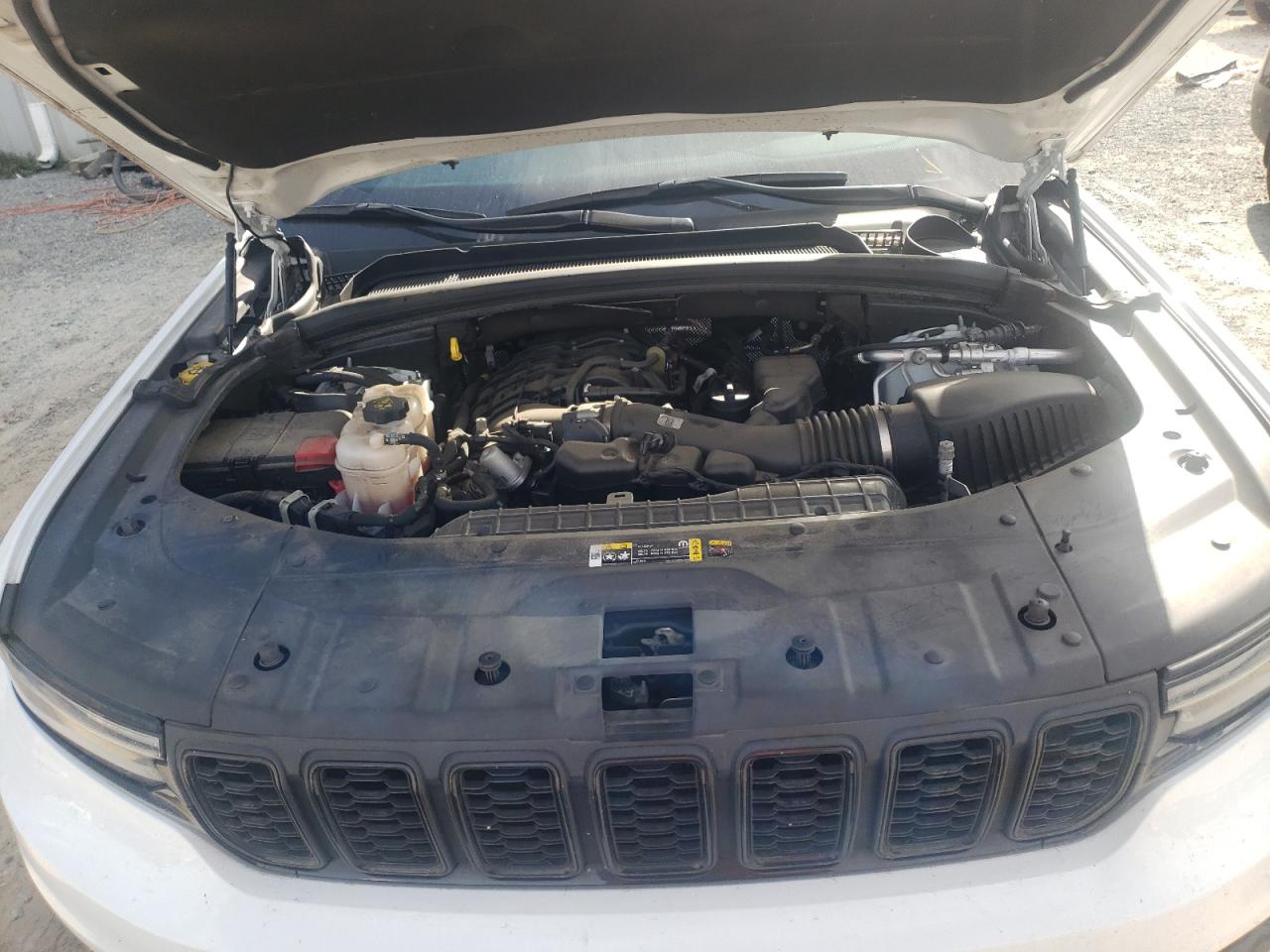 2021 Jeep Grand Cherokee VIN 1C4RJJAG3M8136104 Copart auction photo, rear end damage thumbnail 12