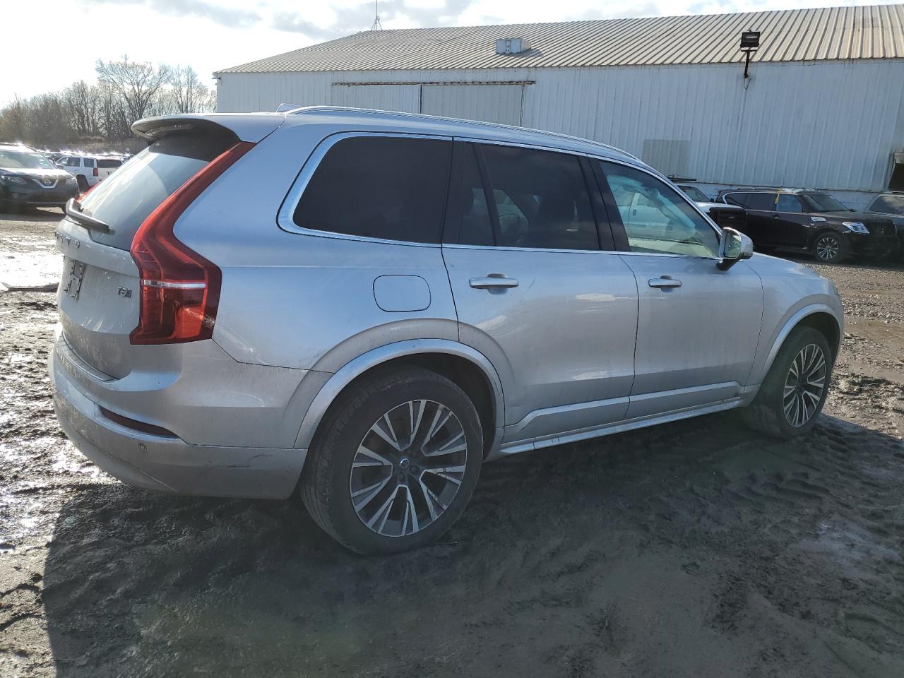 2022 Volvo XC90 VIN YV4102PK5N1834383 Copart auction photo, side / rear end damage thumbnail 3