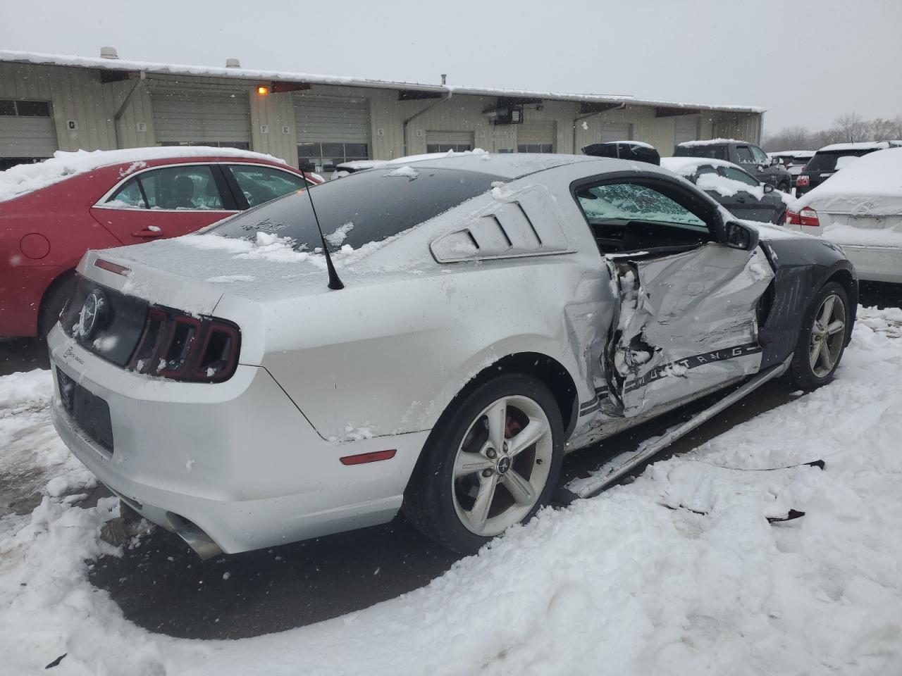 2013 Ford Mustang VIN 1ZVBP8AM5D5203217 Copart auction photo, side damage thumbnail 3