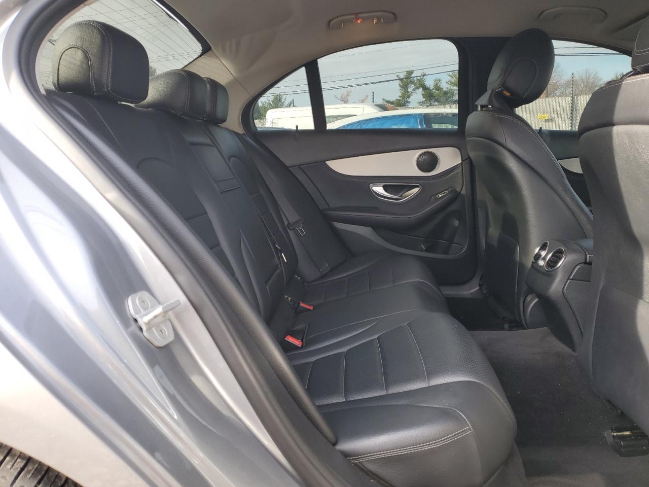 2015 Mercedes-Benz C-klasse VIN 55SWF4KB0FU091357 Copart auction photo, front end damage thumbnail 10