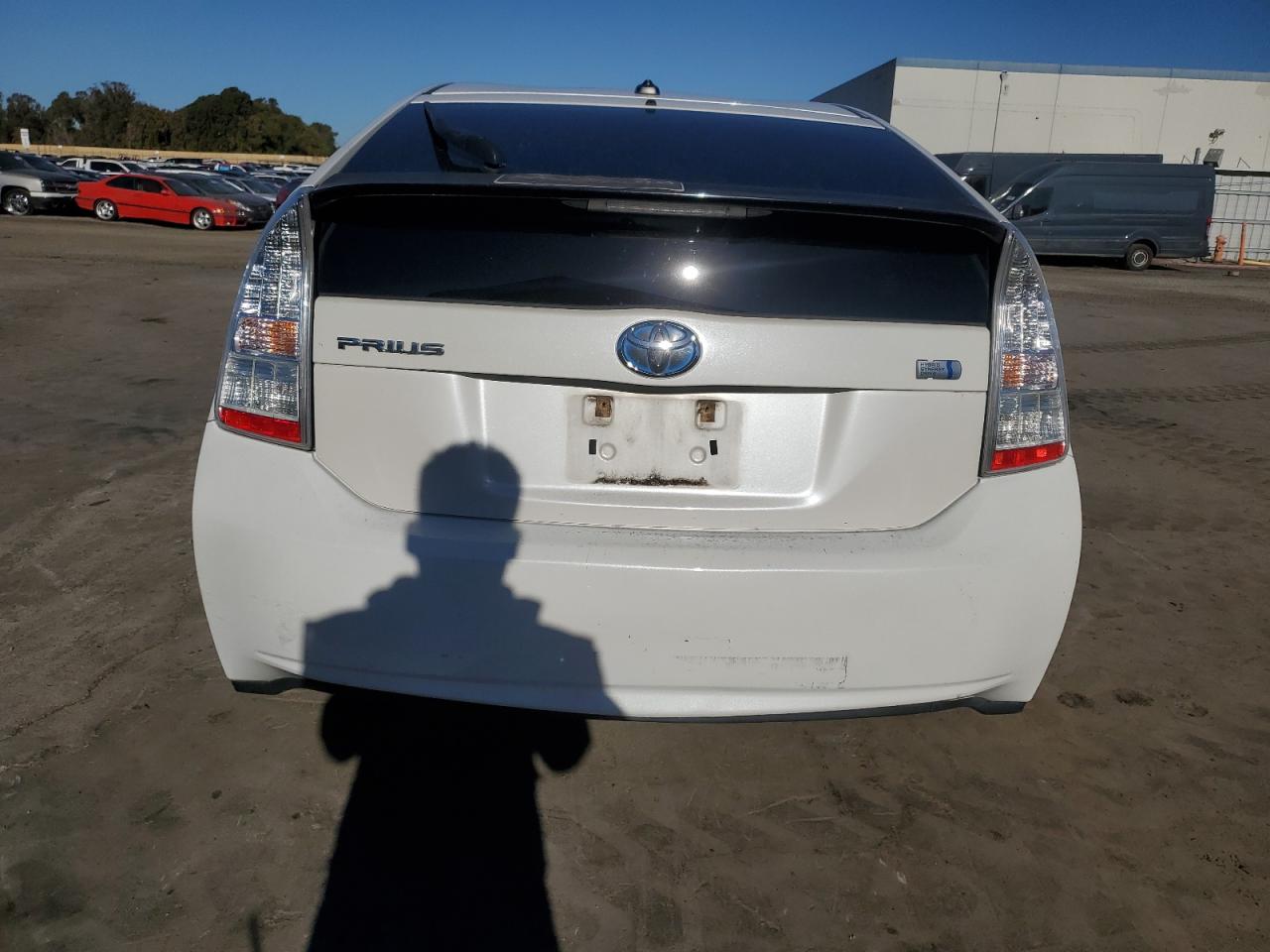 2011 Toyota Prius VIN JTDKN3DU3B5313994 Copart auction photo, front end damage thumbnail 6