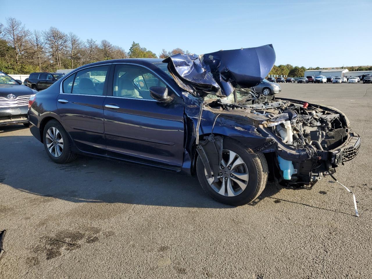 2013 Honda Accord VIN 1HGCR2F30DA167685 Copart auction photo, front end / minor dent/scratches damage thumbnail 4