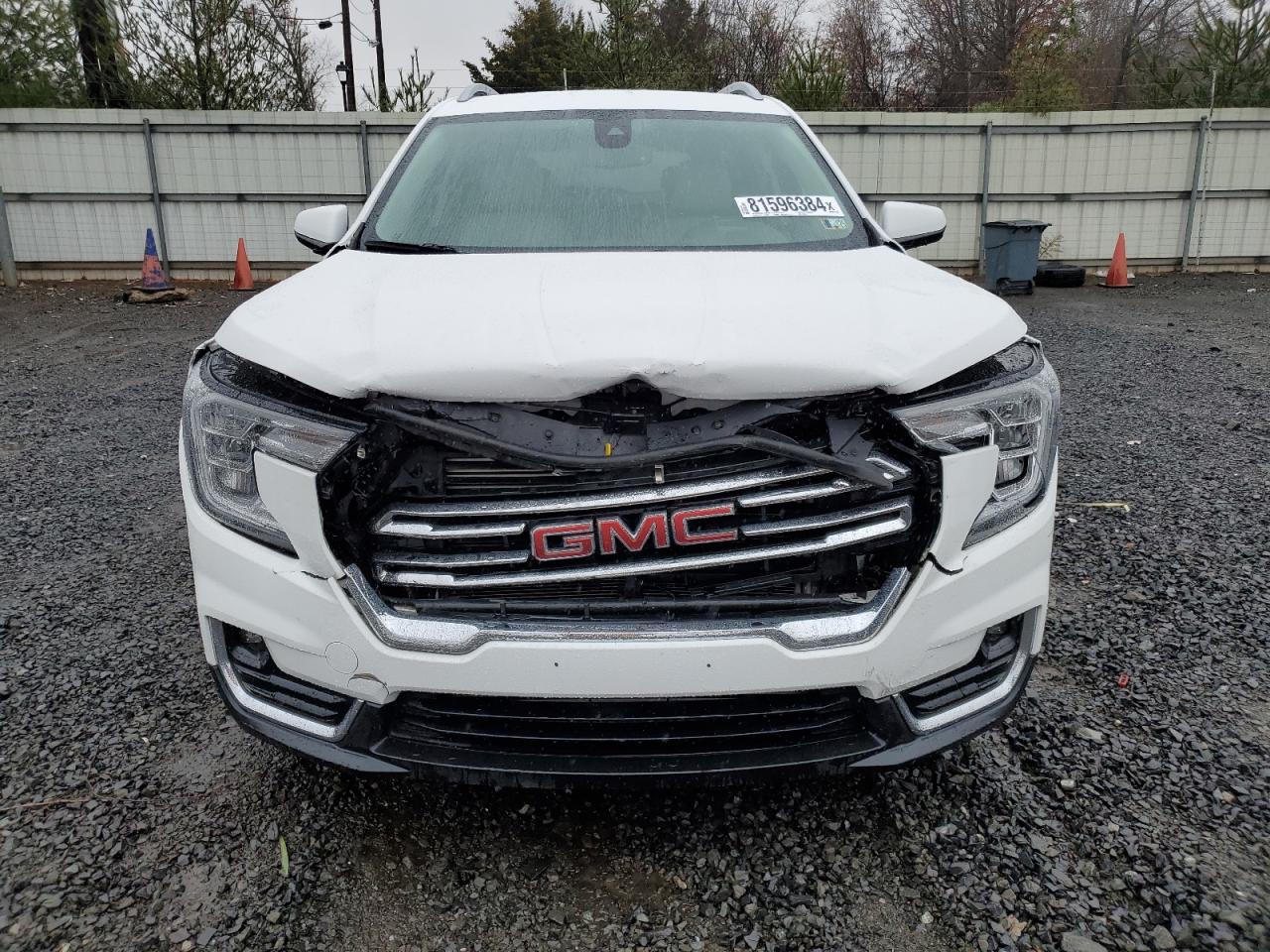 2022 GMC Terrain VIN 3GKALPEV5NL181054 Copart auction photo, front end damage thumbnail 5