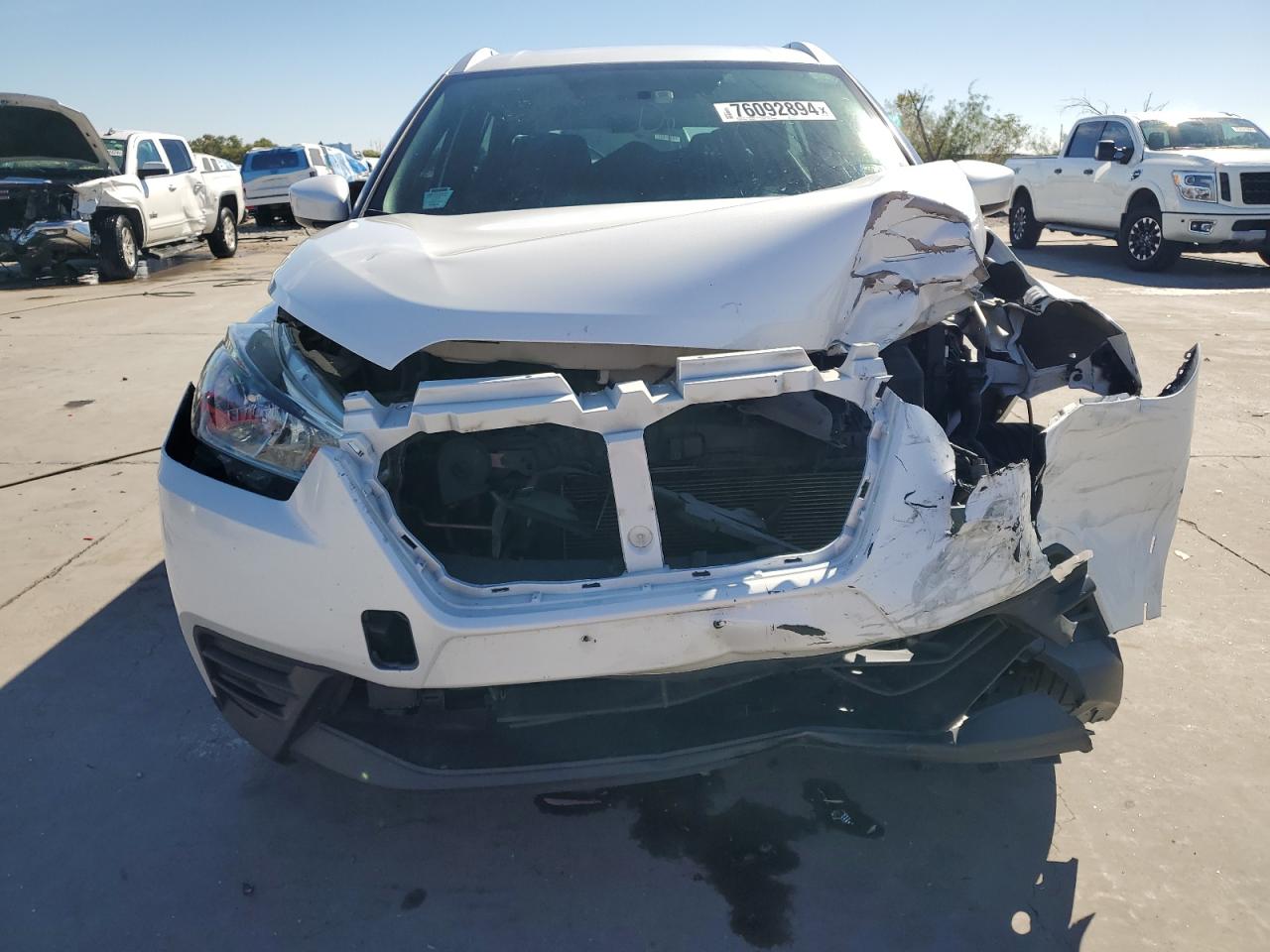 2019 Nissan Kicks VIN 3N1CP5CU3KL497963 Copart auction photo, front end / rear end damage thumbnail 5