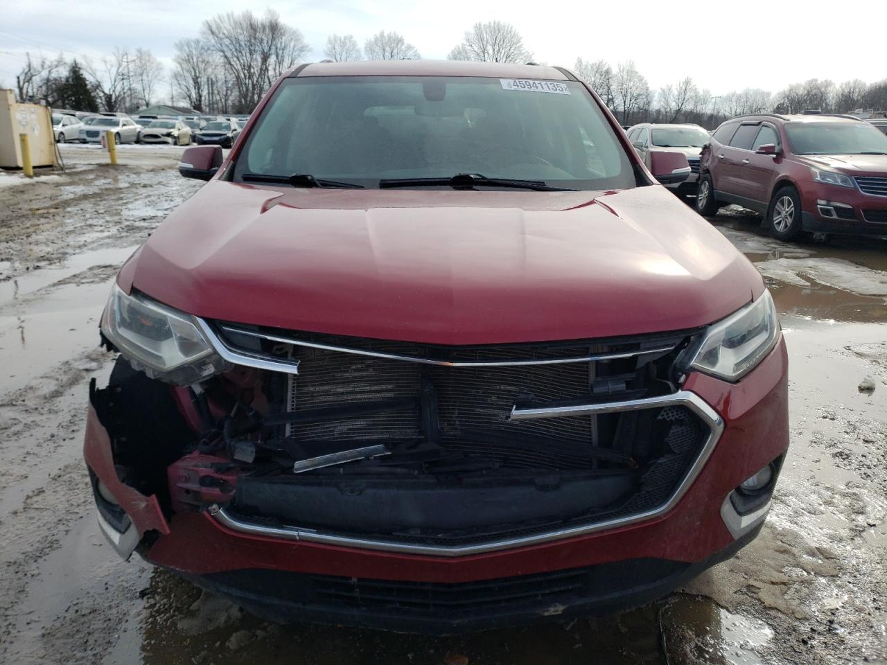 2019 Chevrolet Traverse VIN 1GNERGKW7KJ268196 Copart auction photo, front end damage thumbnail 5